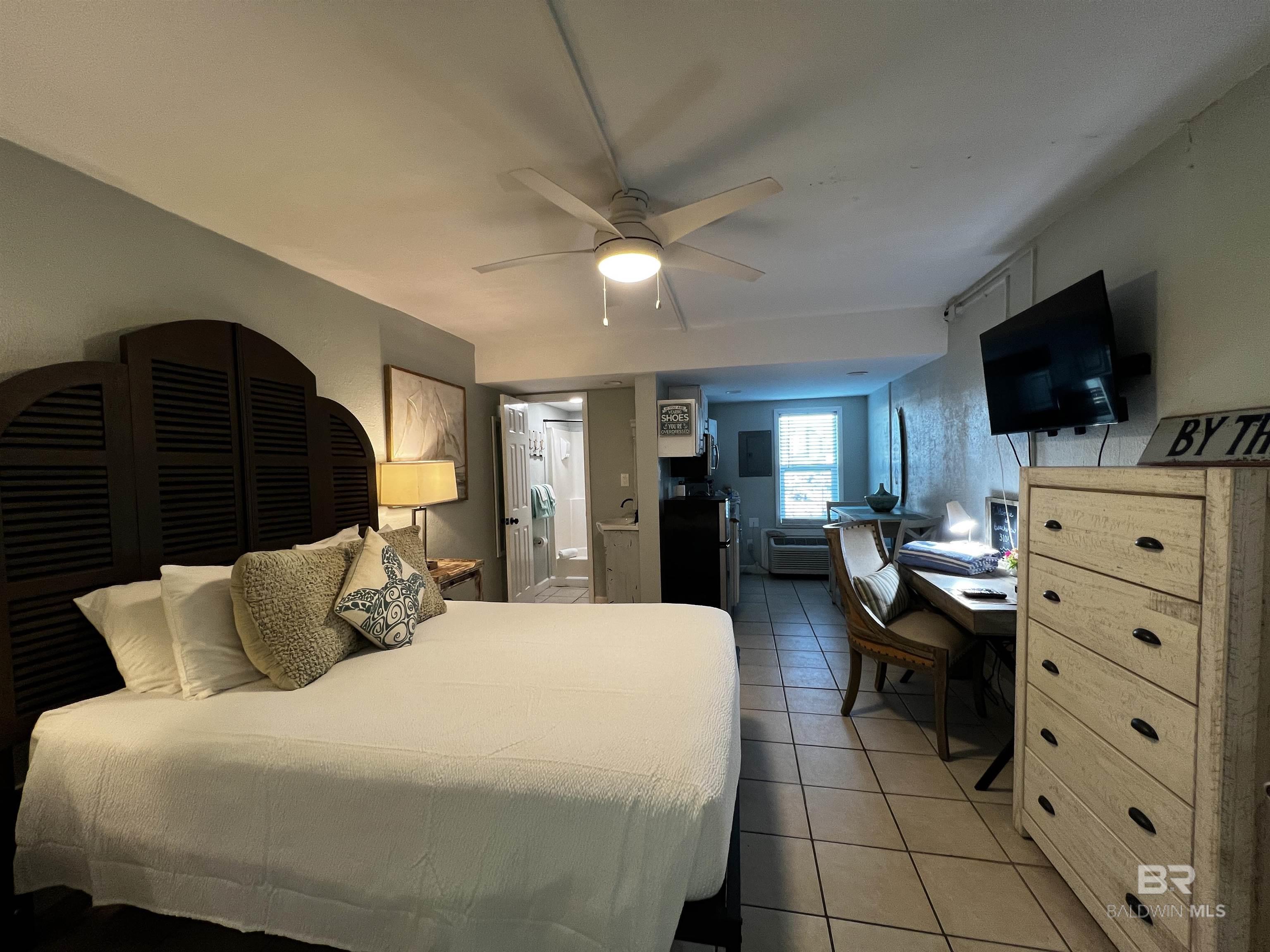 200 E Beach Boulevard UNIT 310, Gulf Shores, AL, 36542