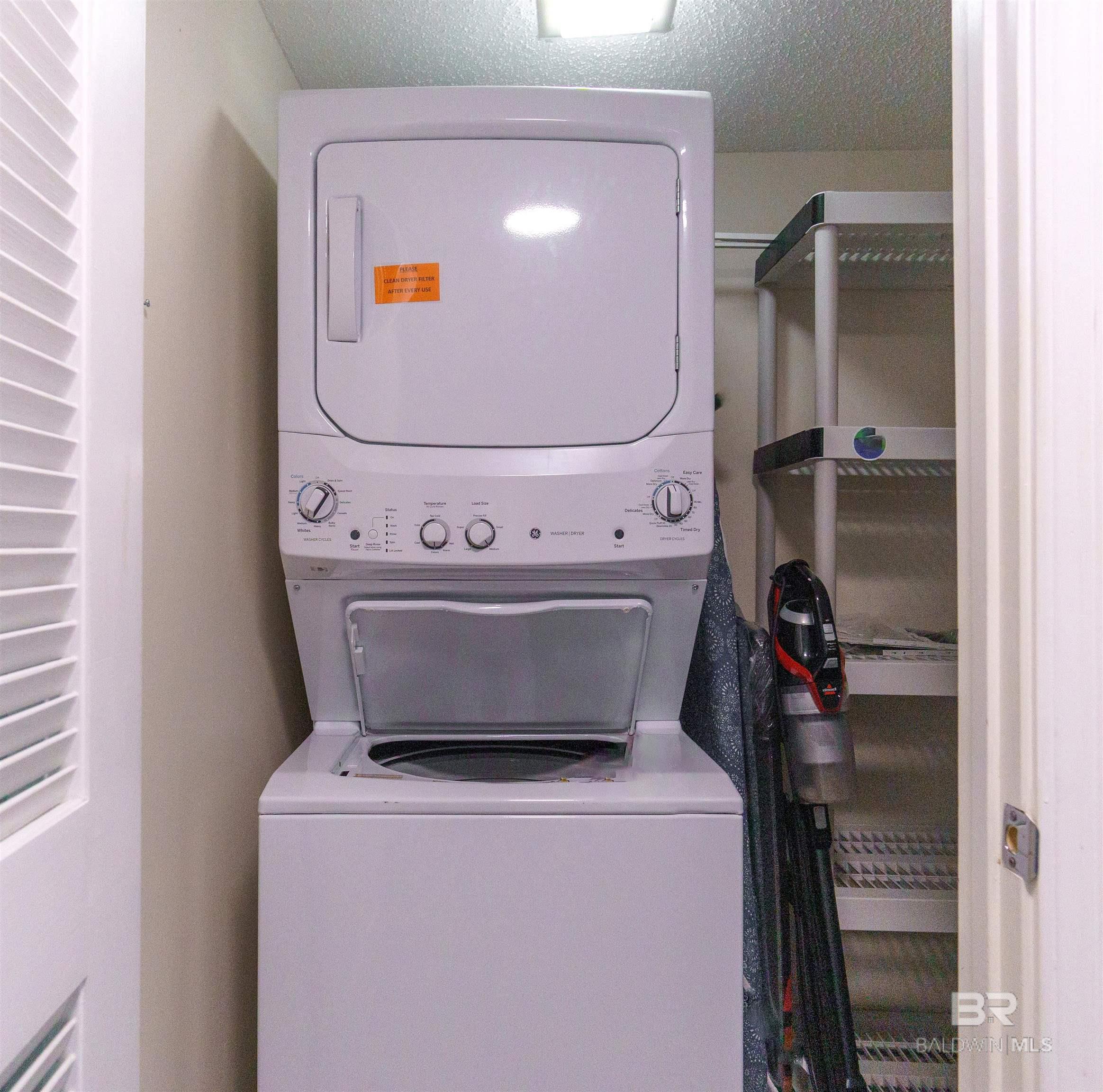 393806 | Photo 28