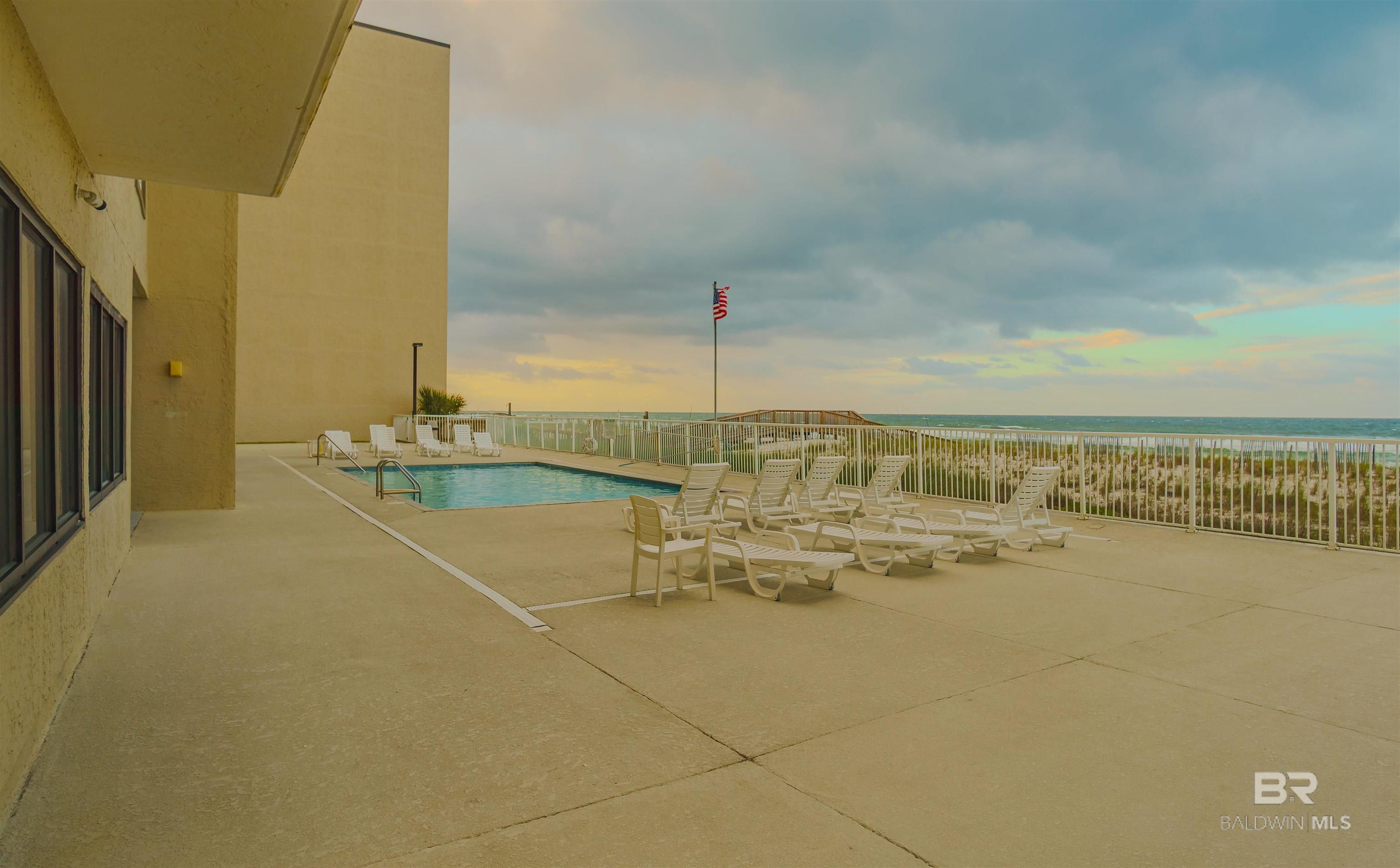 393806 | Photo 36