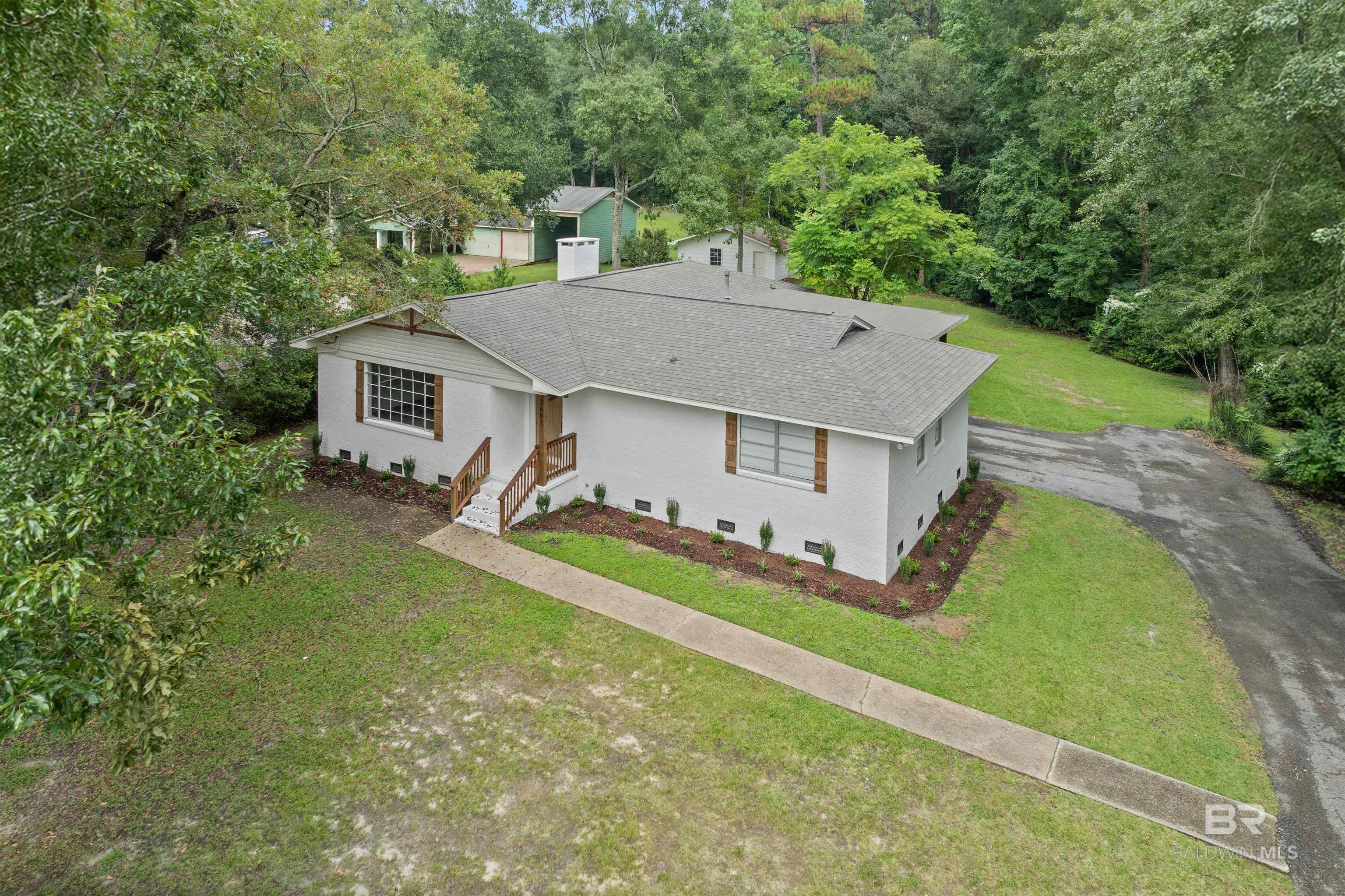 https://zimg.paragon.ice.com/ParagonImages/Property/PG/BCAR/393834/28/0/0/e1779e41f80da31409ad5a071f9818c2/7/f6b32e1cf17b6d034b51abc4f1748e6f/393834-121e6176-300f-44ab-8d36-59cf14454a70.JPG