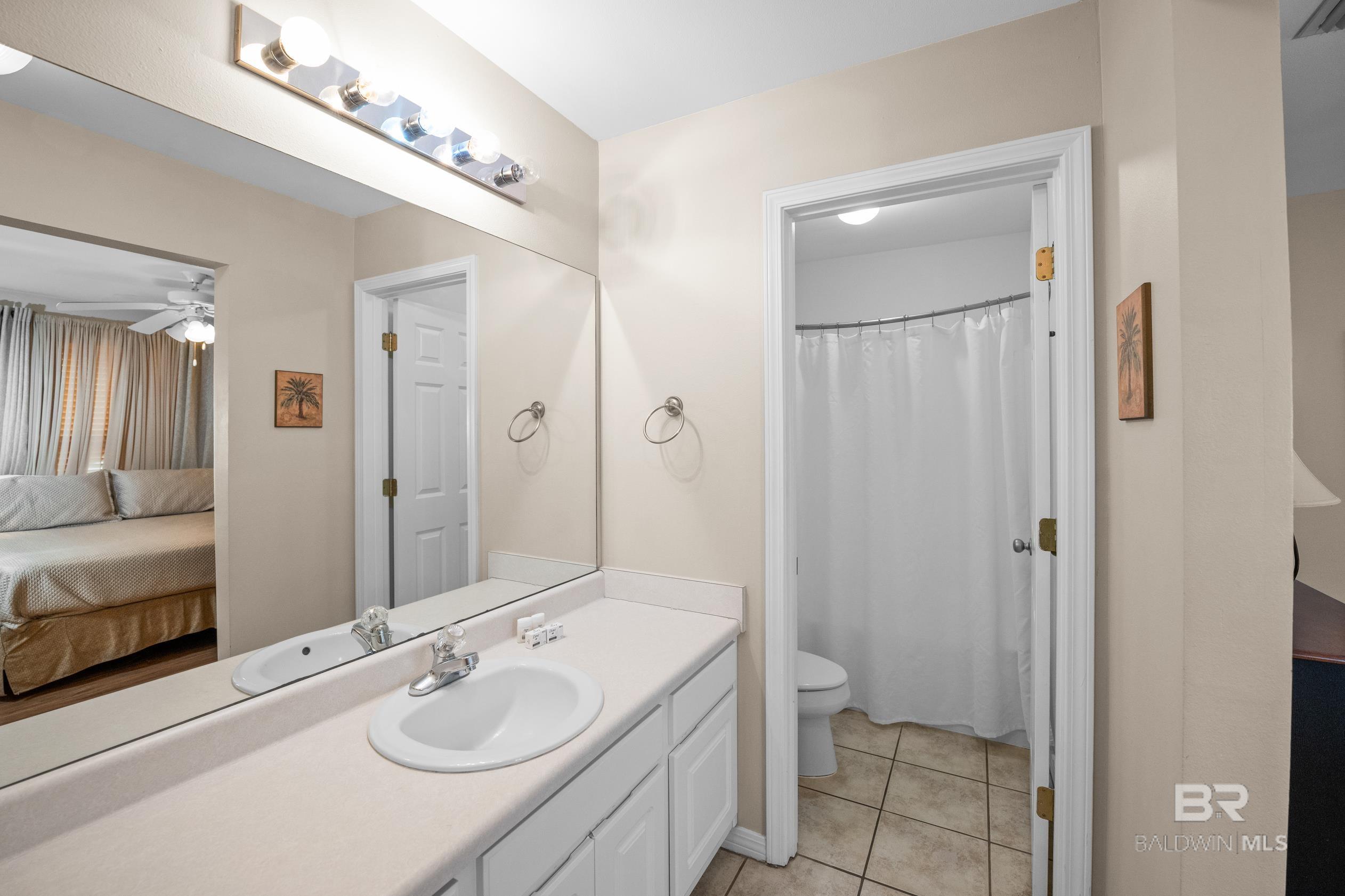 1477 W Lagoon Avenue UNIT 202, Gulf Shores, AL, 36542