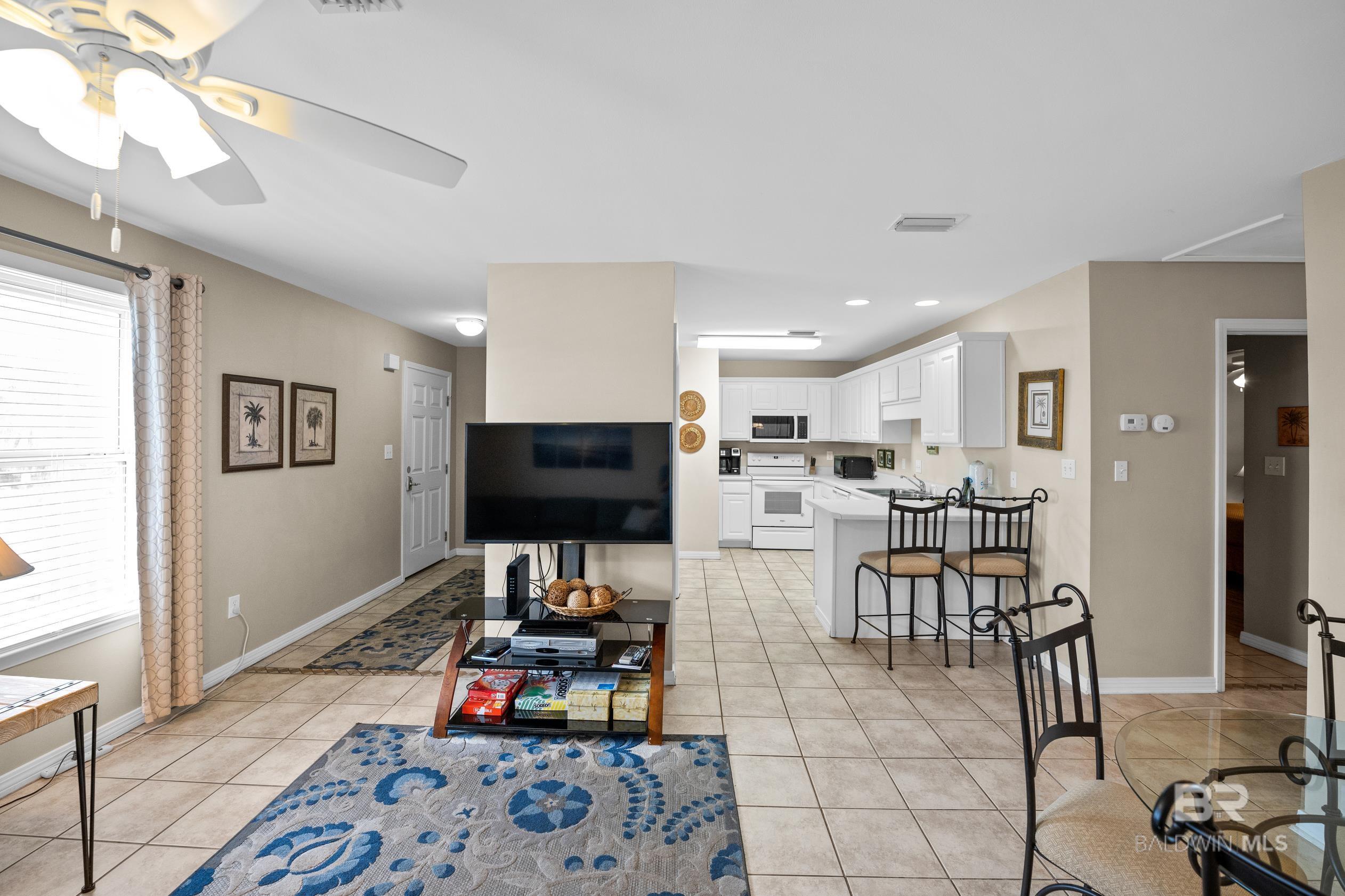 1477 W Lagoon Avenue UNIT 202, Gulf Shores, AL, 36542