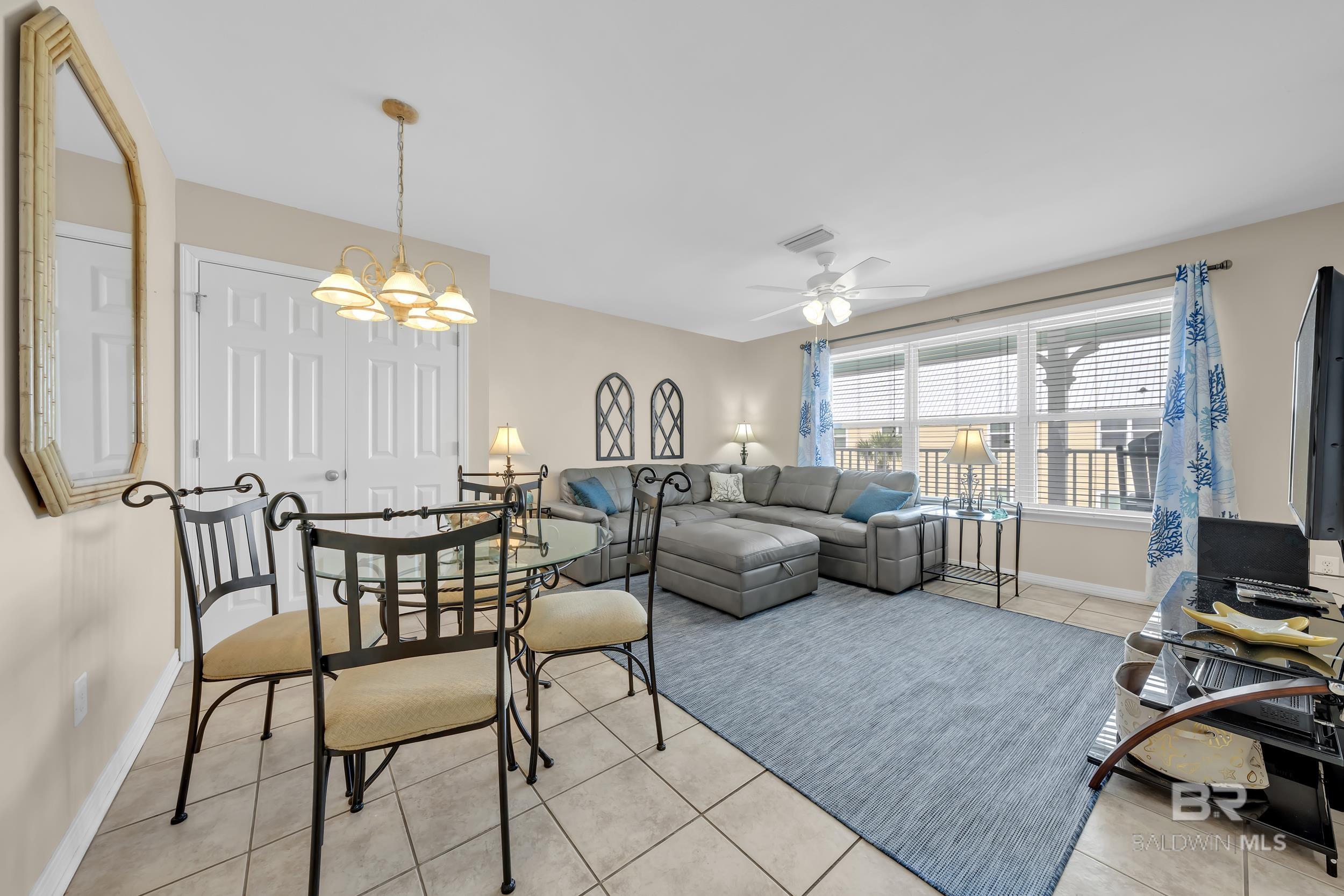 https://zimg.paragon.ice.com/ParagonImages/Property/PG/BCAR/393845/6/0/0/93522f09a9bba48be1640260829a8632/7/318e49e44facae4a3244dc318f62a41a/393845-caf16374-e6e1-4e1c-9fc4-536b038afed2.JPG