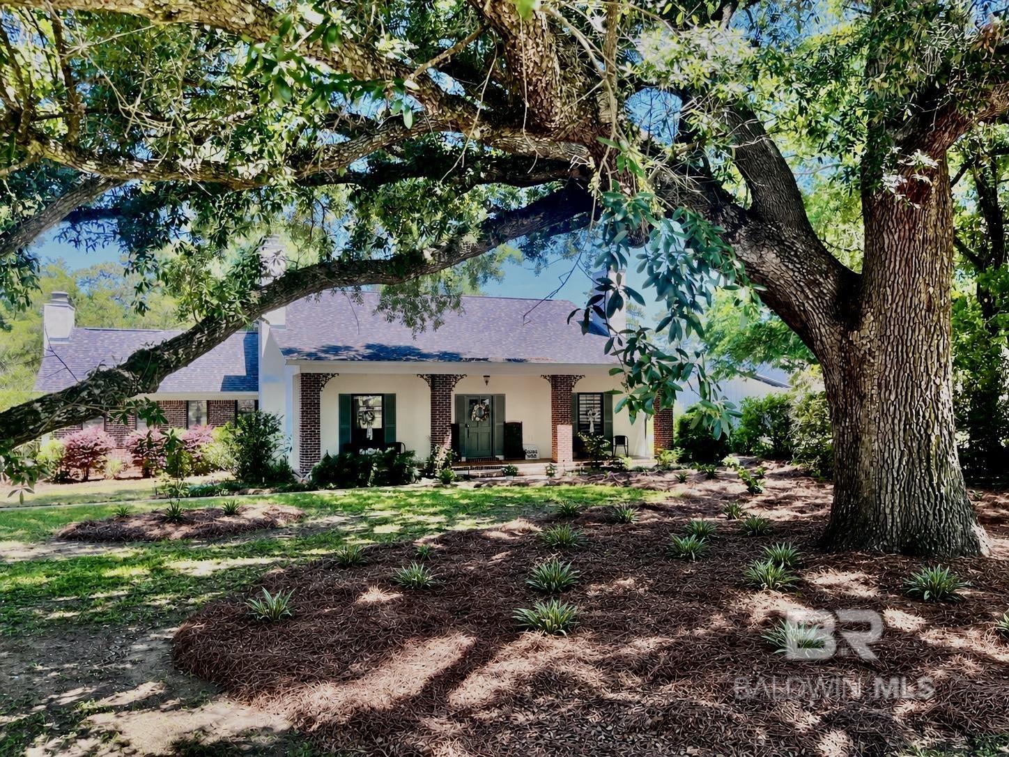 Large Homes for Sale in Daphne