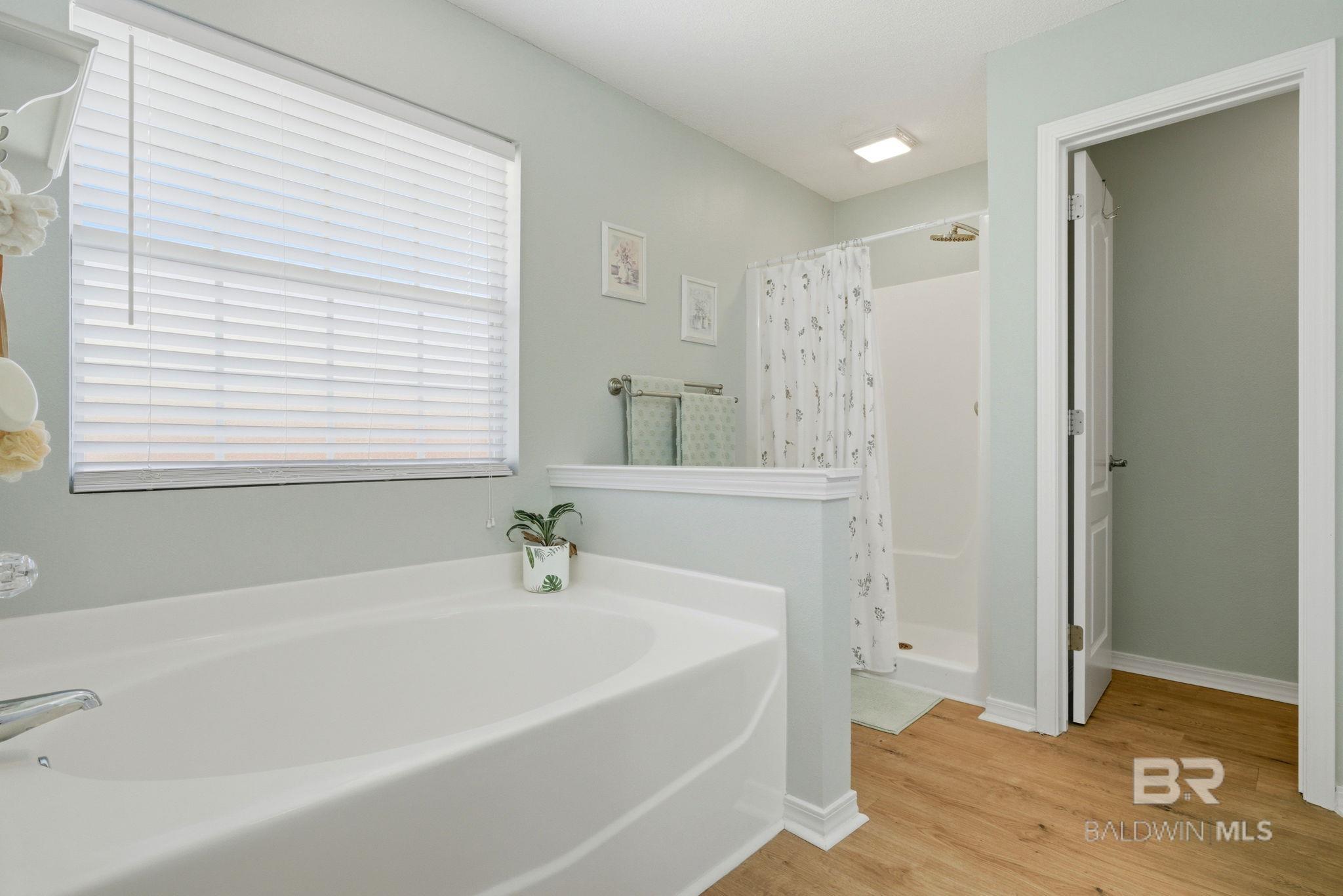 10736 Crosscut Drive, Pensacola, FL, 32506