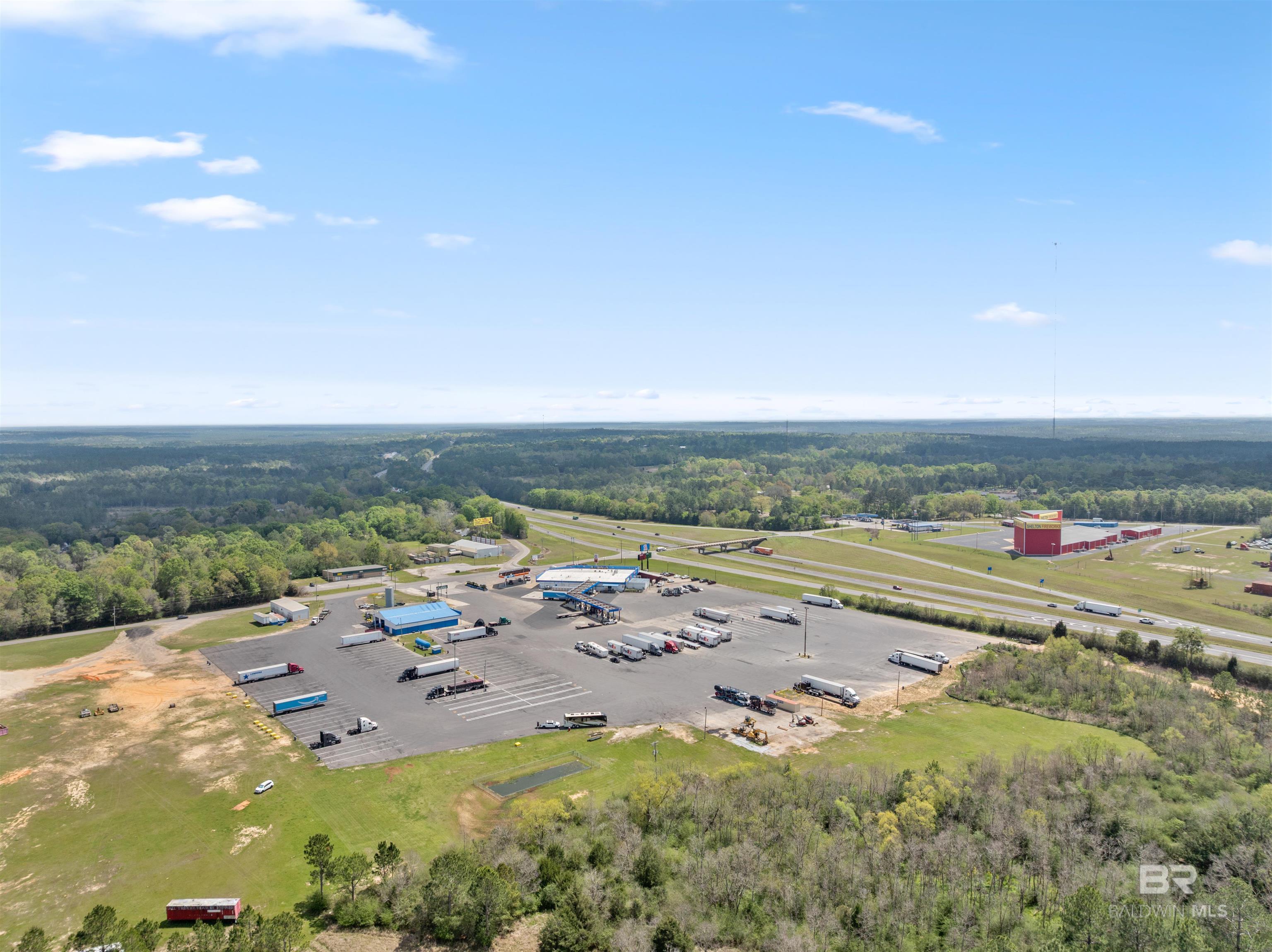 24200 Waterworld Road, Robertsdale, AL, 36567-5014