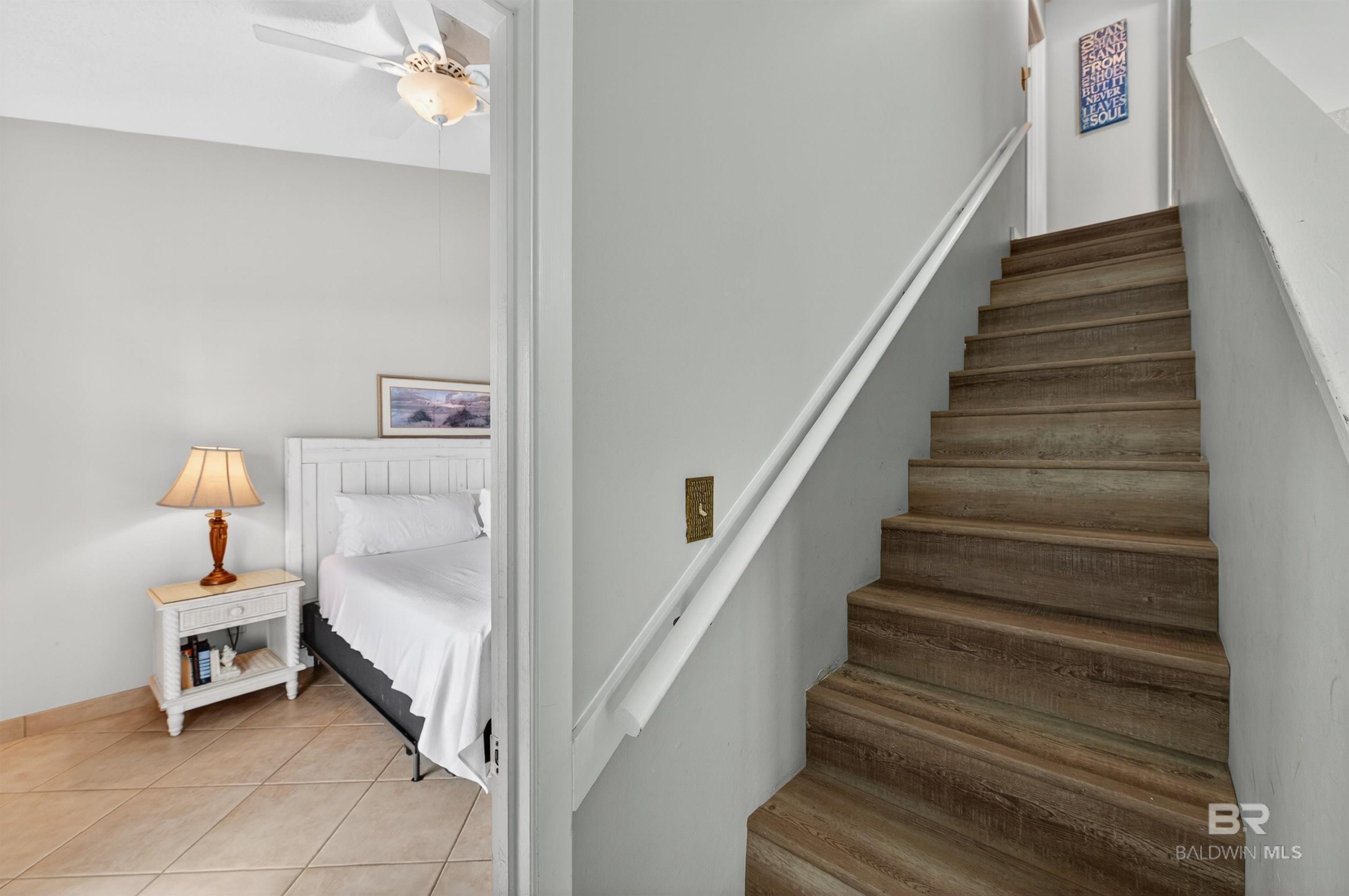 https://zimg.paragon.ice.com/ParagonImages/Property/PG/BCAR/393900/30/0/0/d33624e07378f61e35f500625ecdacef/7/0578cf4ffcfb67f58ae88bb62ec04a60/393900-5c006220-9766-4d7f-a1cc-9dacbbc6a0fb.JPG
