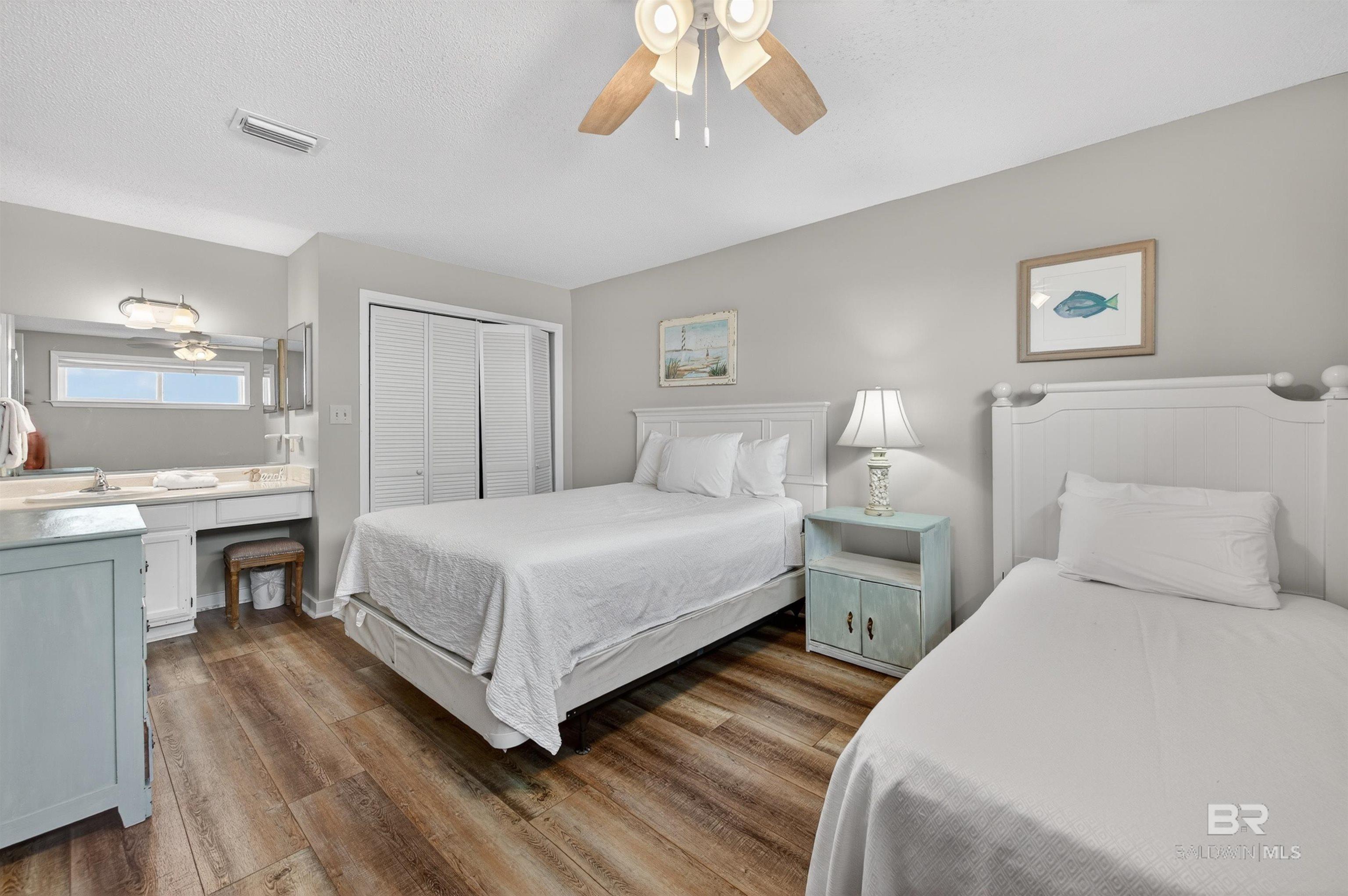 https://zimg.paragon.ice.com/ParagonImages/Property/PG/BCAR/393900/46/0/0/e172801c5be9fe32fff4ec3b3500a36a/7/0578cf4ffcfb67f58ae88bb62ec04a60/393900-0b757879-2e88-4590-bbef-b8d44f6edc62.JPG