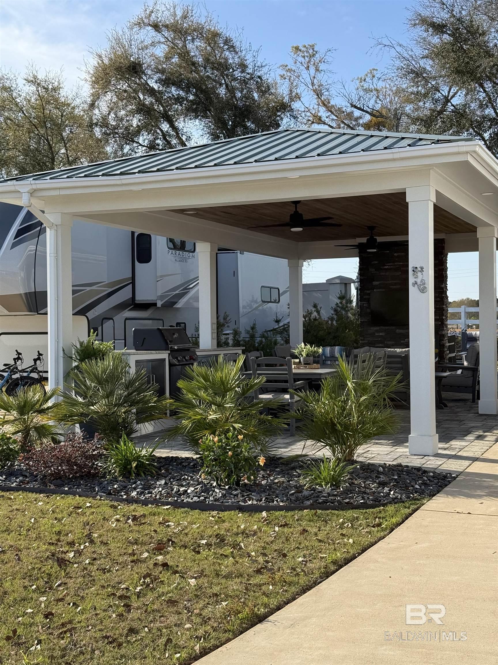 12377 Gateway Drive, Elberta, AL, 36530