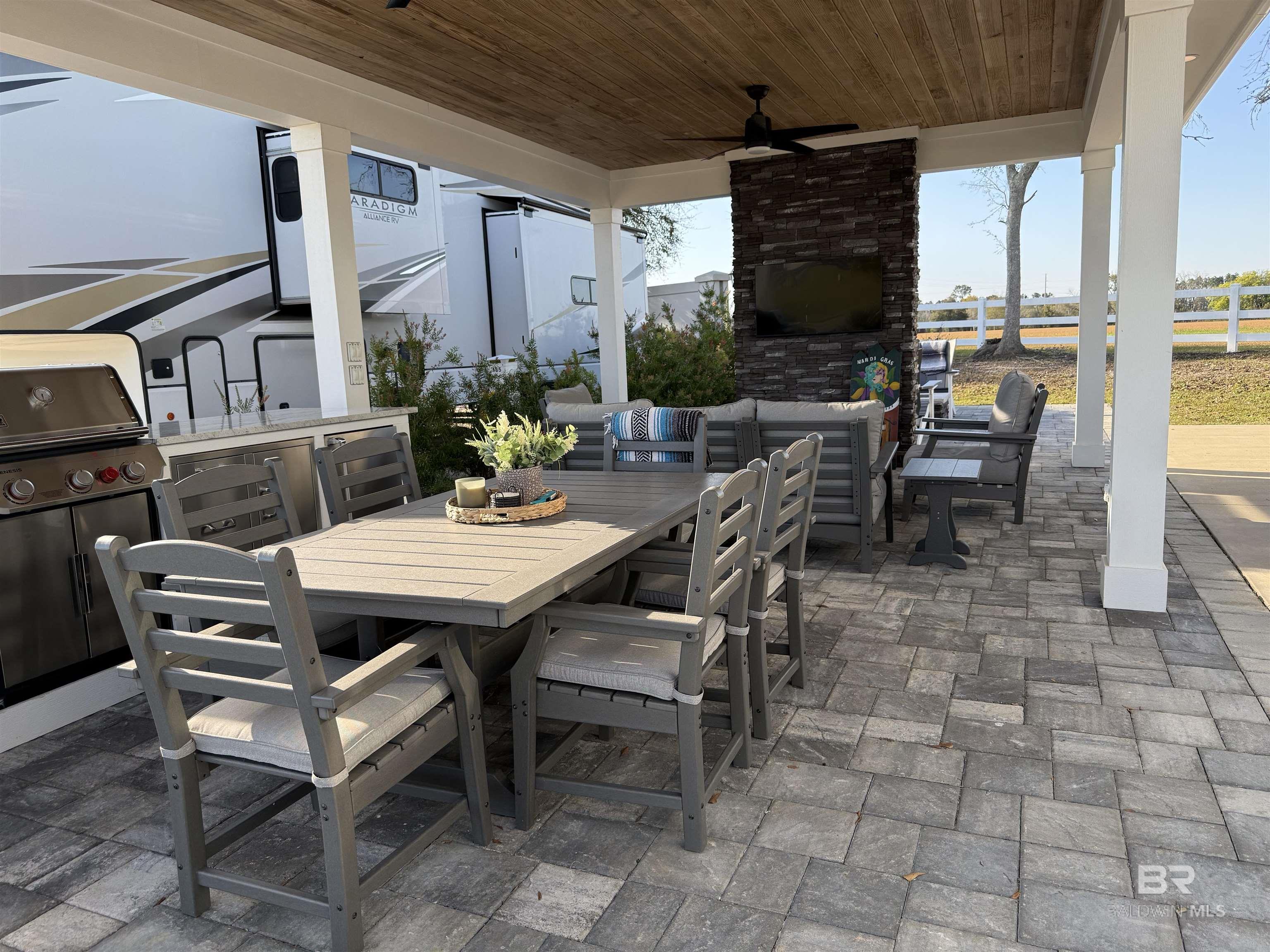 12377 Gateway Drive, Elberta, AL, 36530