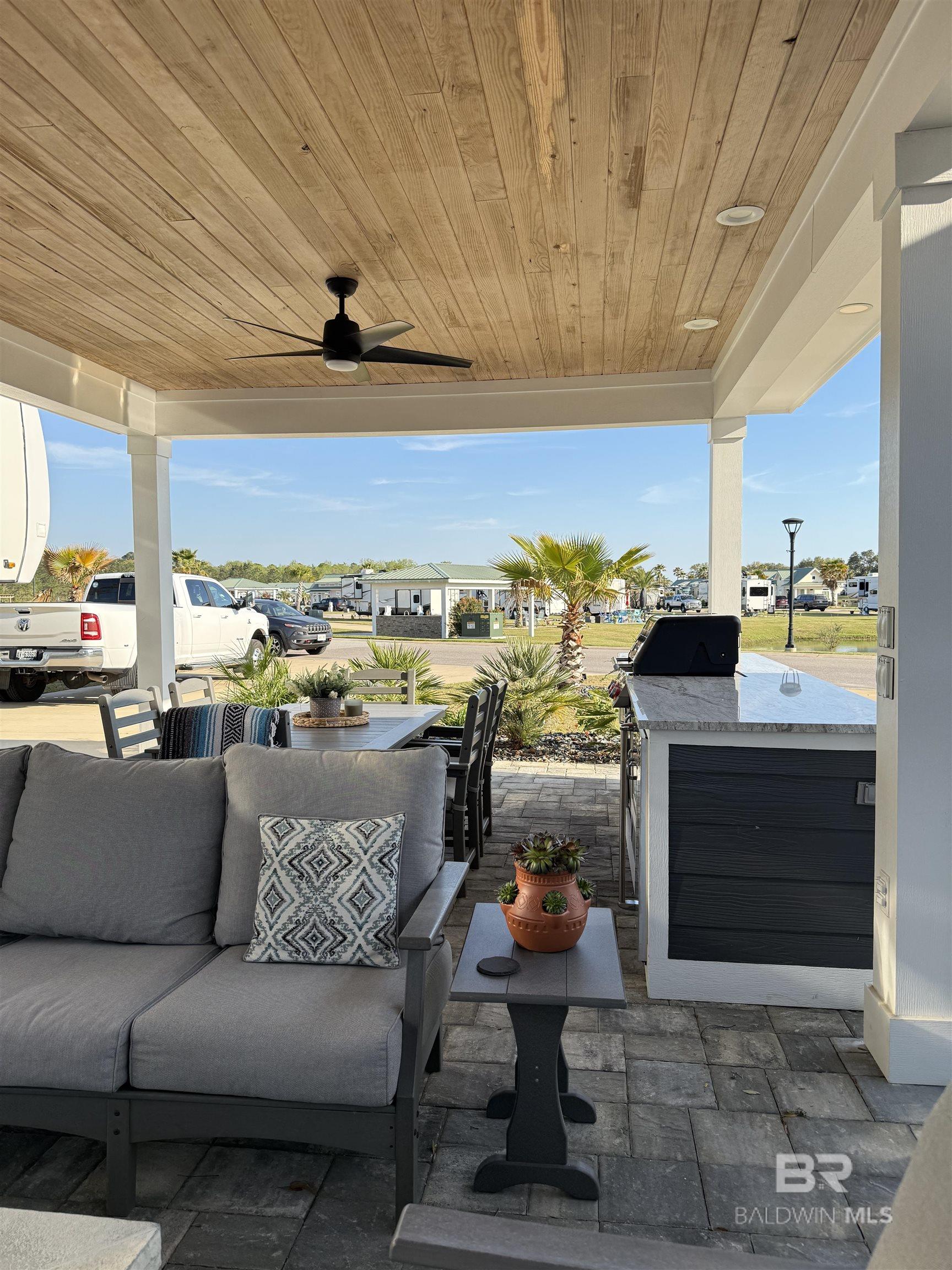 12377 Gateway Drive, Elberta, AL, 36530