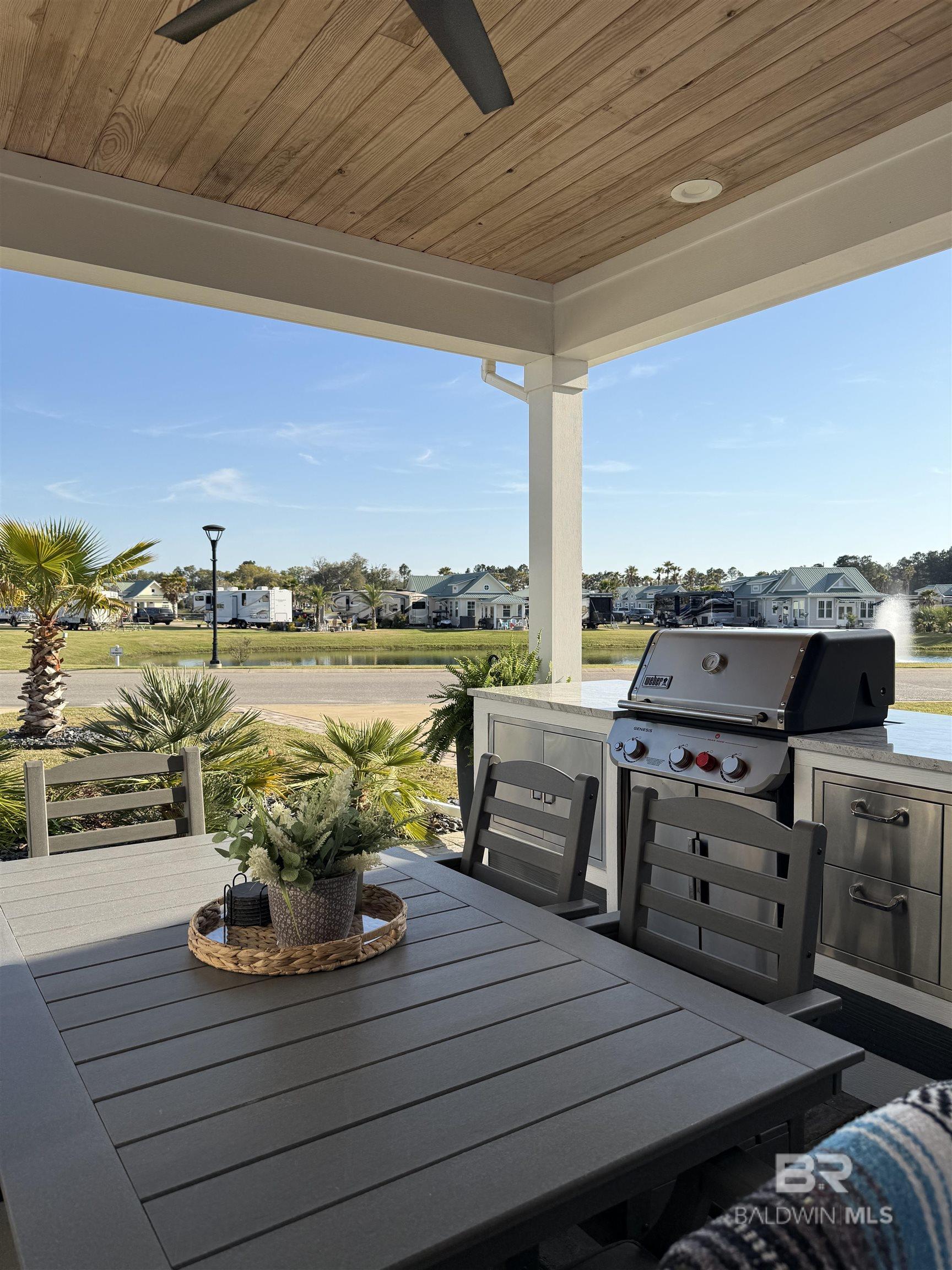 12377 Gateway Drive, Elberta, AL, 36530