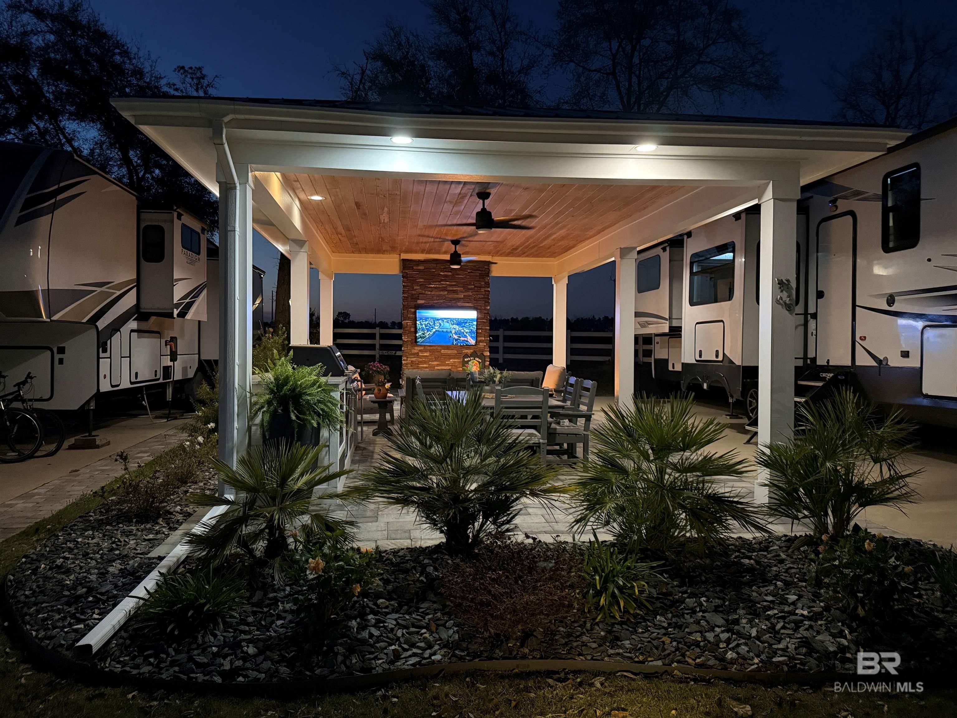 12377 Gateway Drive, Elberta, AL, 36530