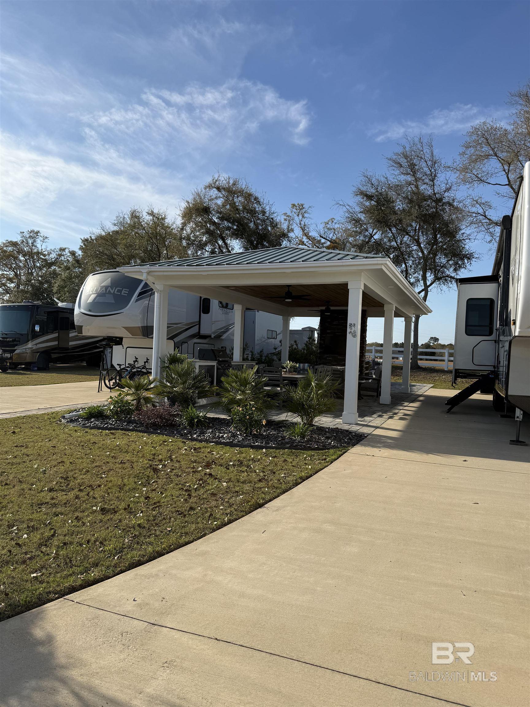 12377 Gateway Drive, Elberta, AL, 36530