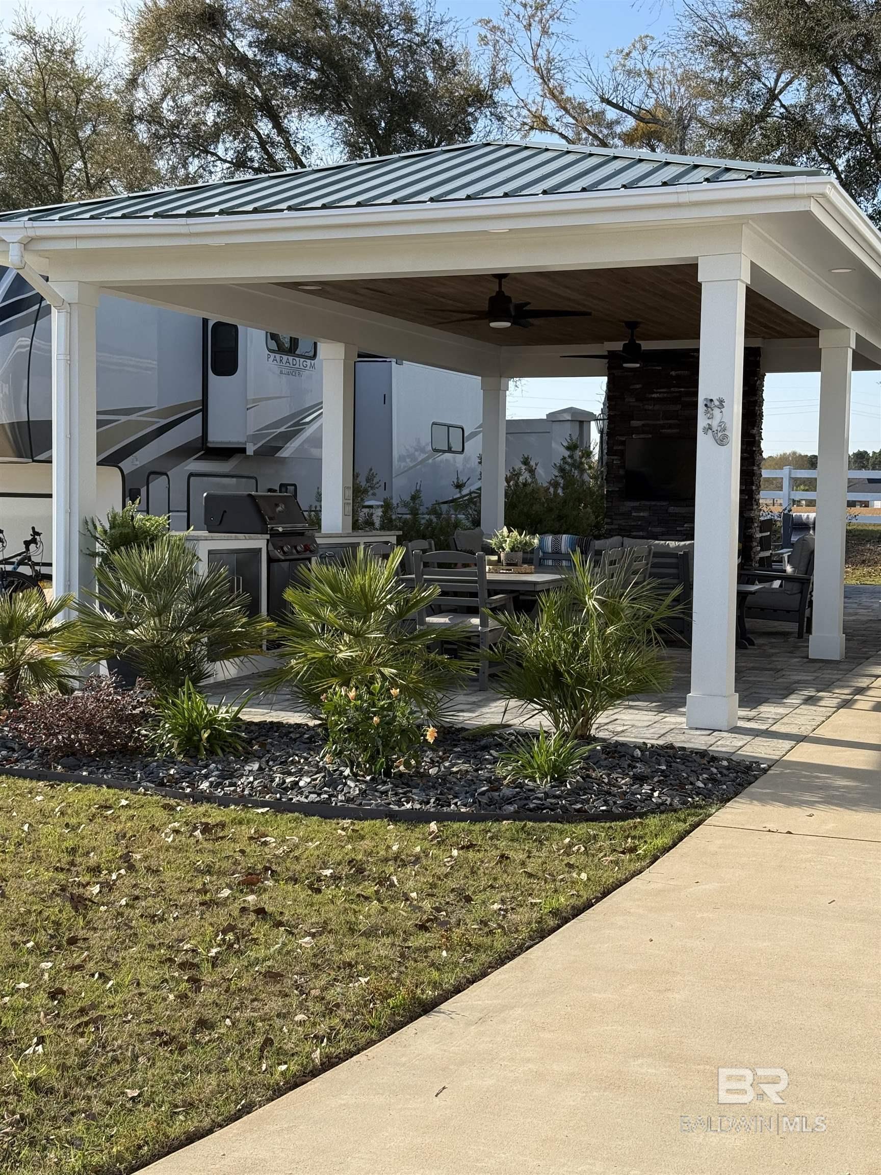 12377 Gateway Drive, Elberta, AL, 36530