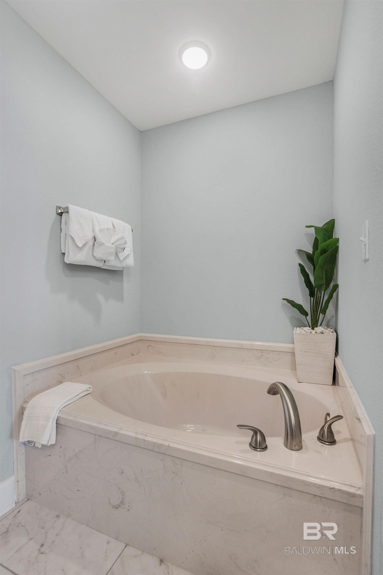 23008 W Perdido Beach Boulevard UNIT 2207, Orange Beach, AL, 36561