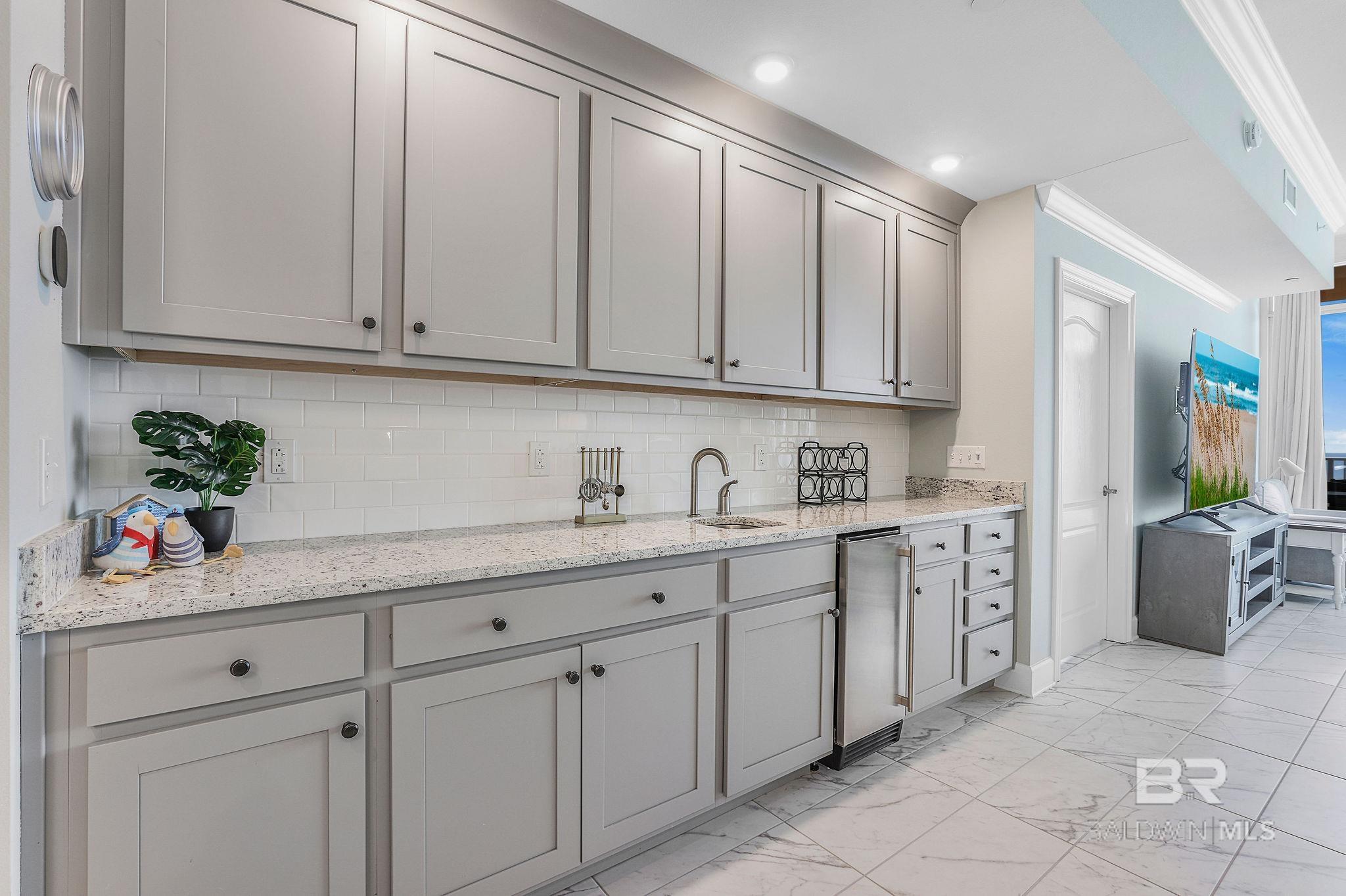 23008 W Perdido Beach Boulevard UNIT 2207, Orange Beach, AL, 36561