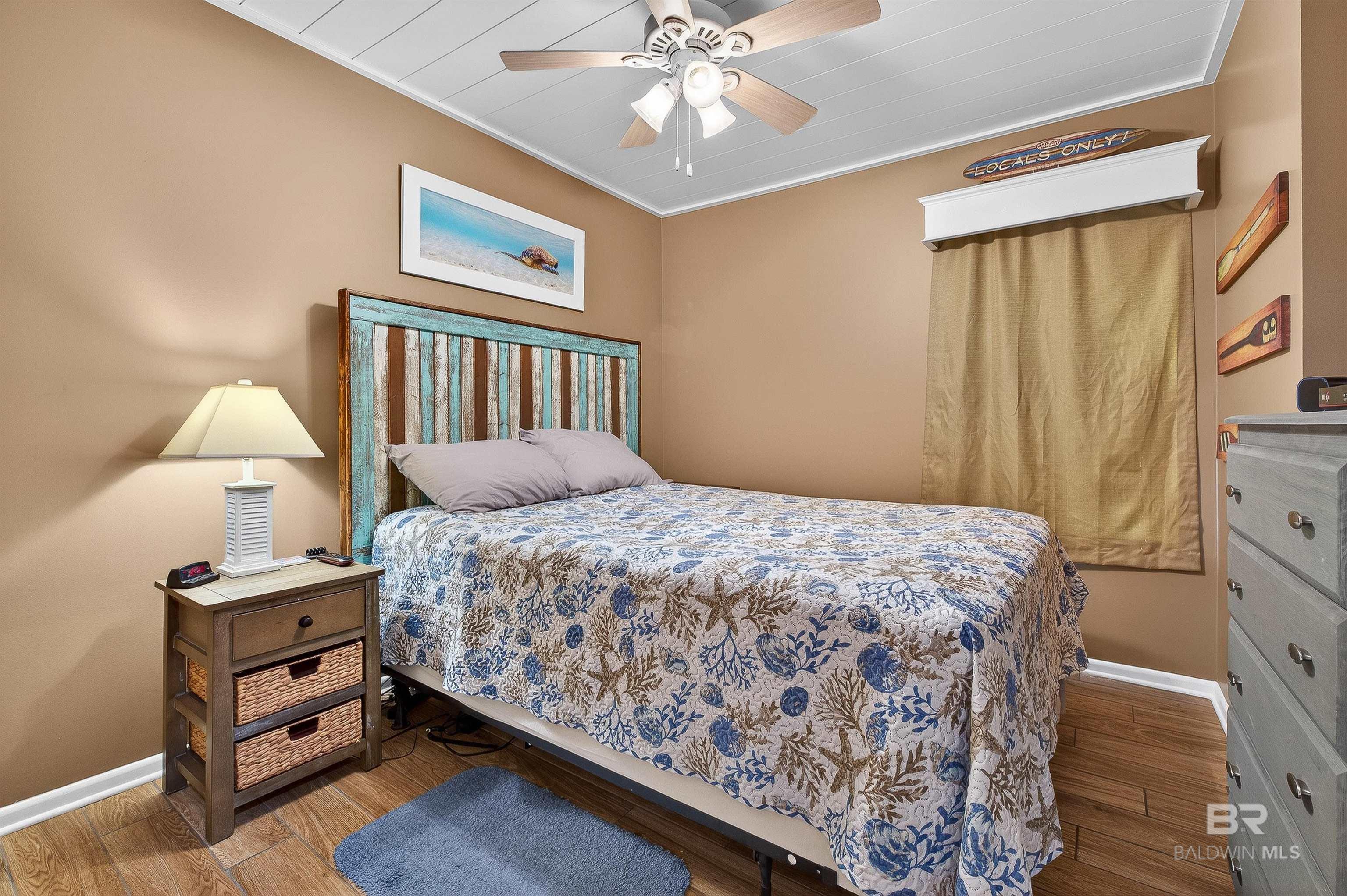 1125 W Beach Boulevard UNIT 201, Gulf Shores, AL, 36542