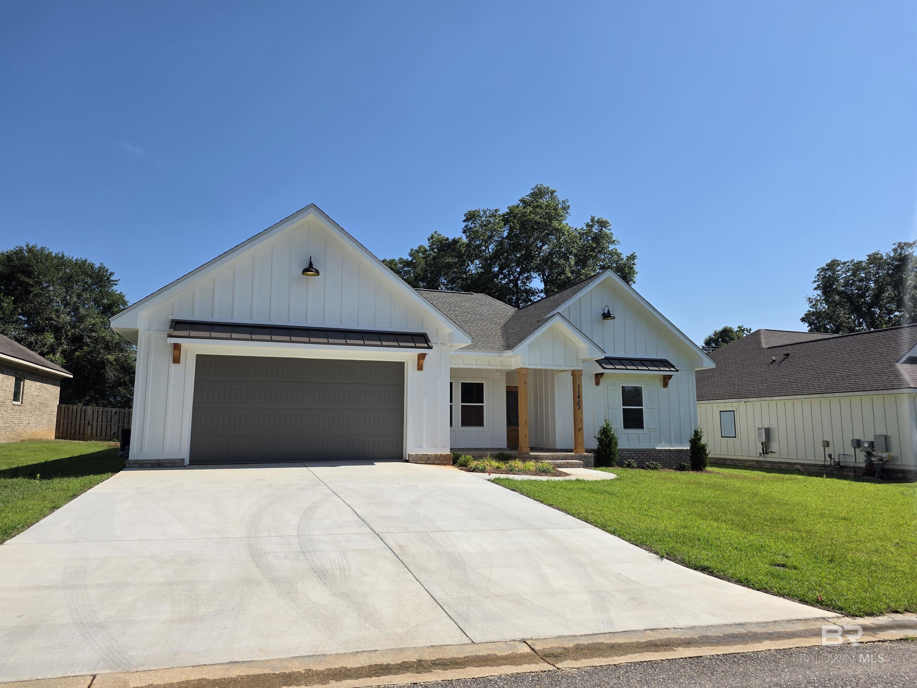 https://zimg.paragon.ice.com/ParagonImages/Property/PG/BCAR/393971/31/0/0/f6563f301dd400370bb0ac69f2c70218/7/1a5df07e4d40036b618bbd01d72e50d4/393971-45fb695c-68fe-4089-9988-fc8335c419f0.JPG