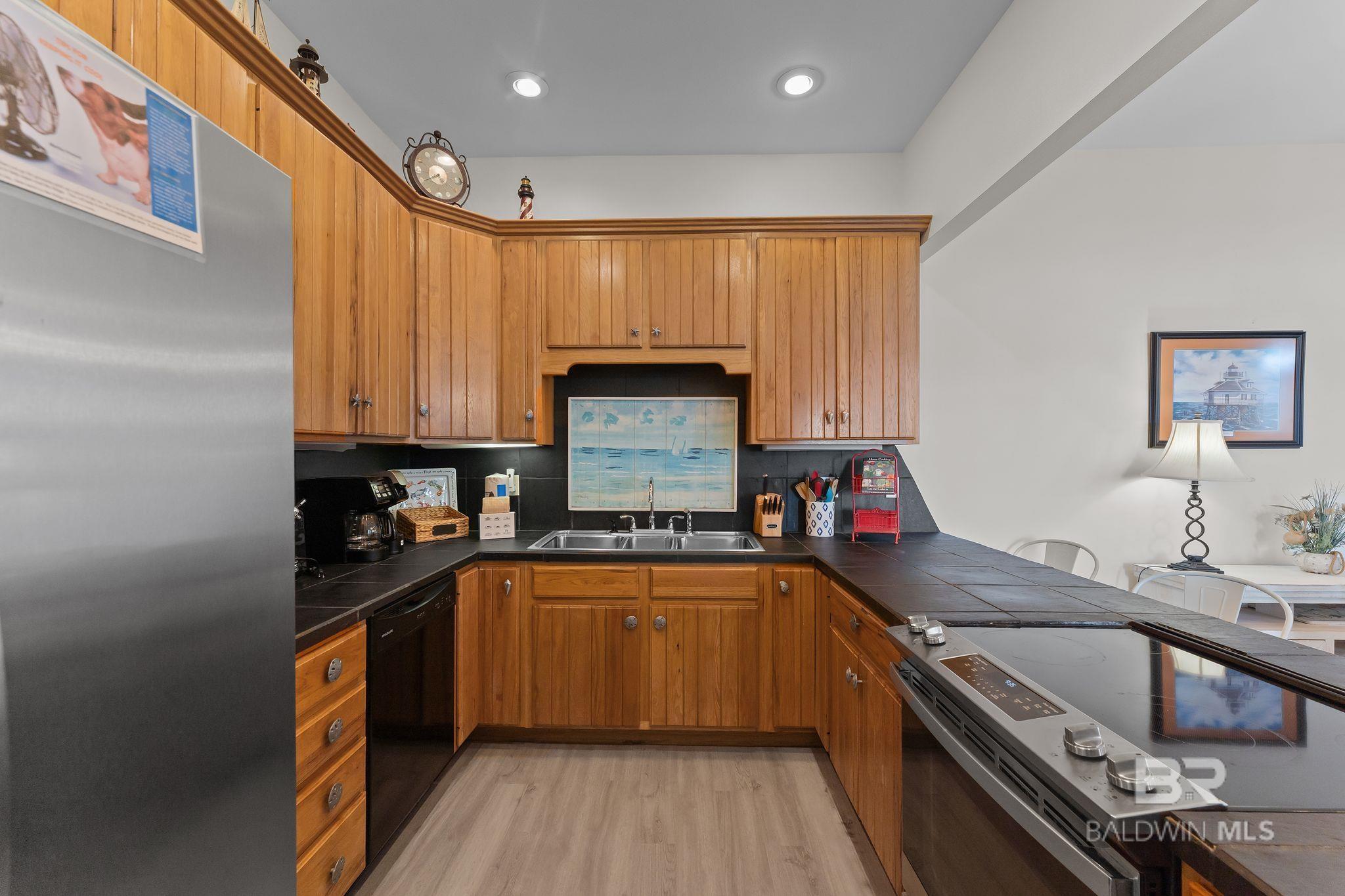 8888 Dolphin Lane, Gulf Shores, AL, 36542