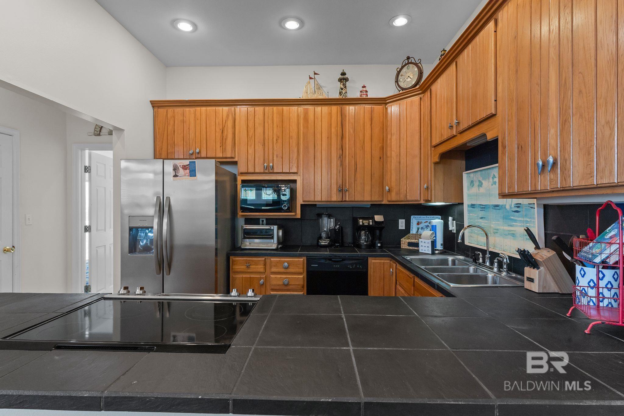 8888 Dolphin Lane, Gulf Shores, AL, 36542