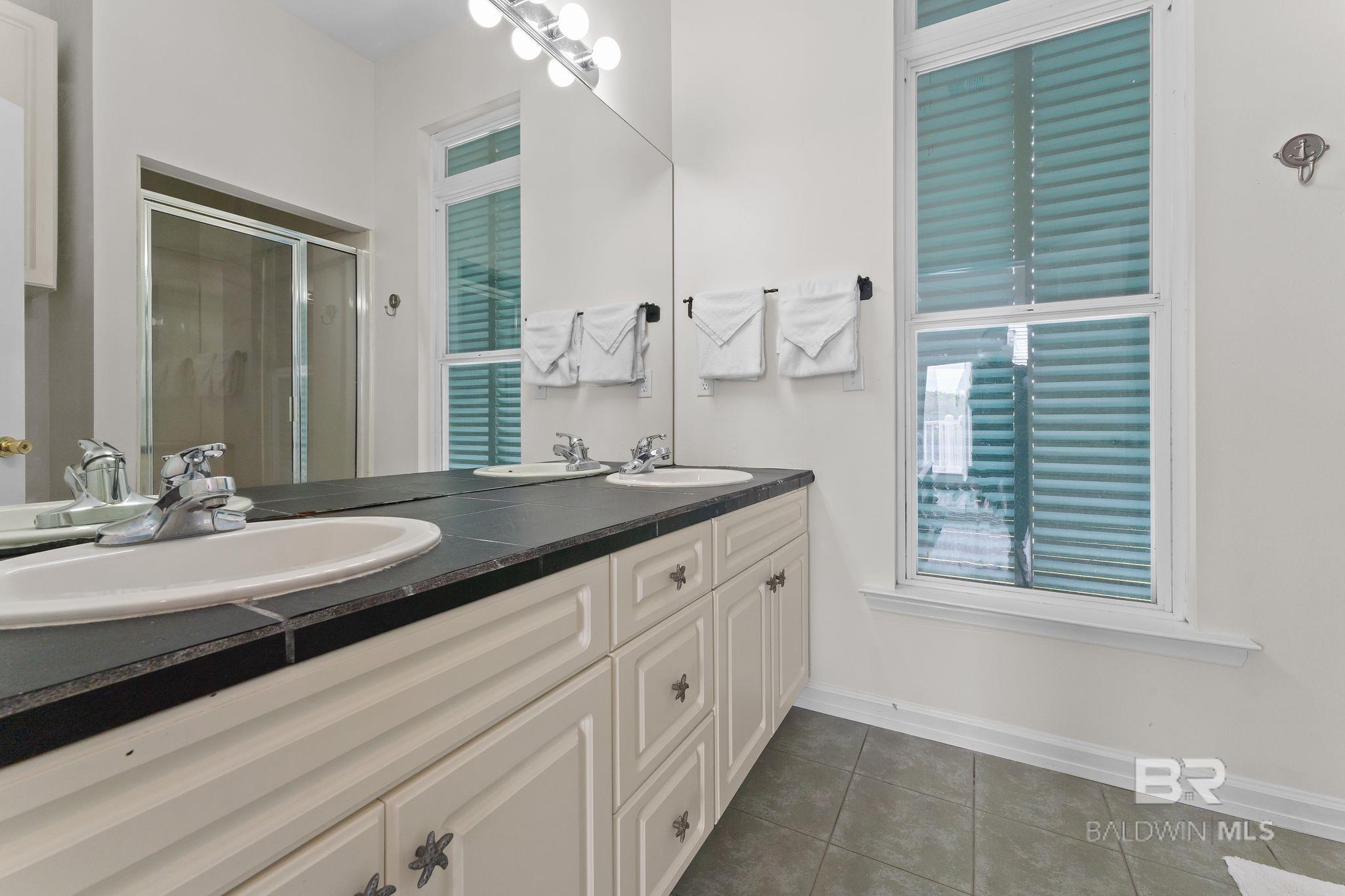 8888 Dolphin Lane, Gulf Shores, AL, 36542