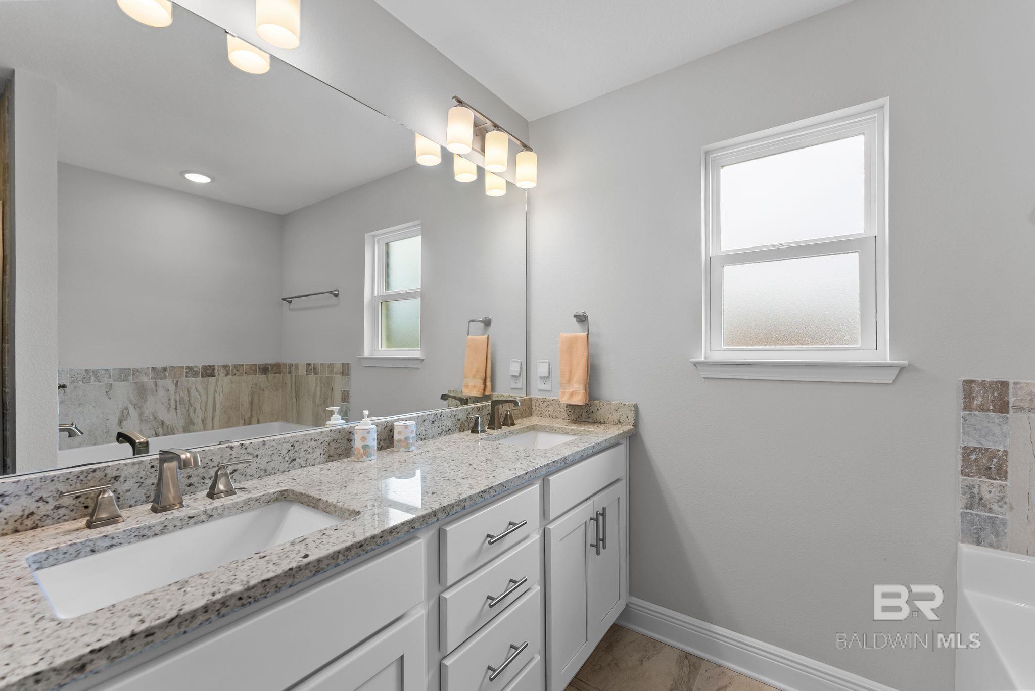 32868 Arbor Ridge Circle, Lillian, AL, 36549