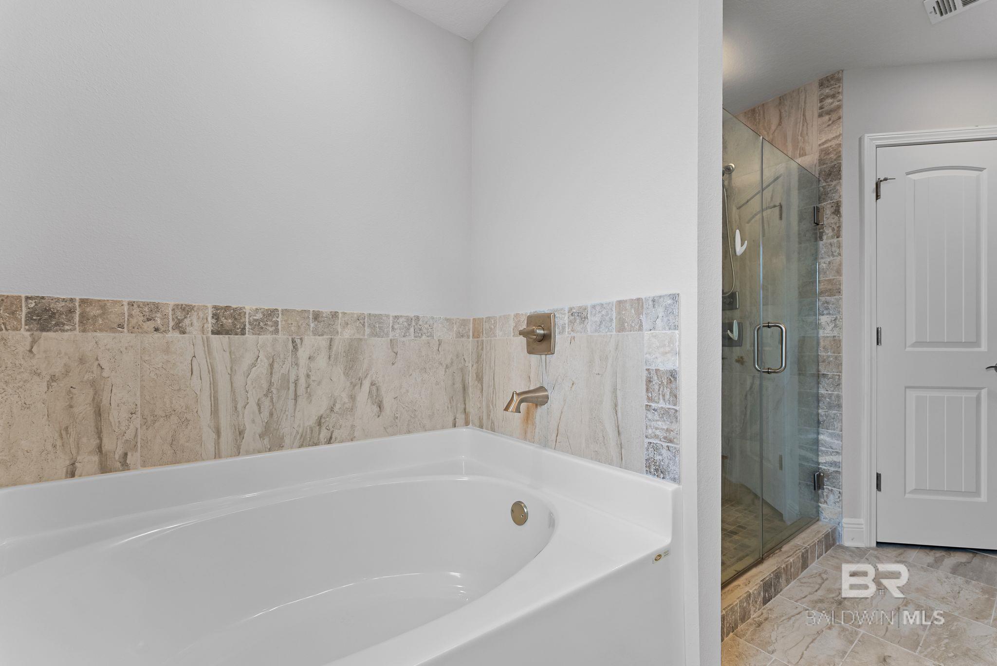 32868 Arbor Ridge Circle, Lillian, AL, 36549