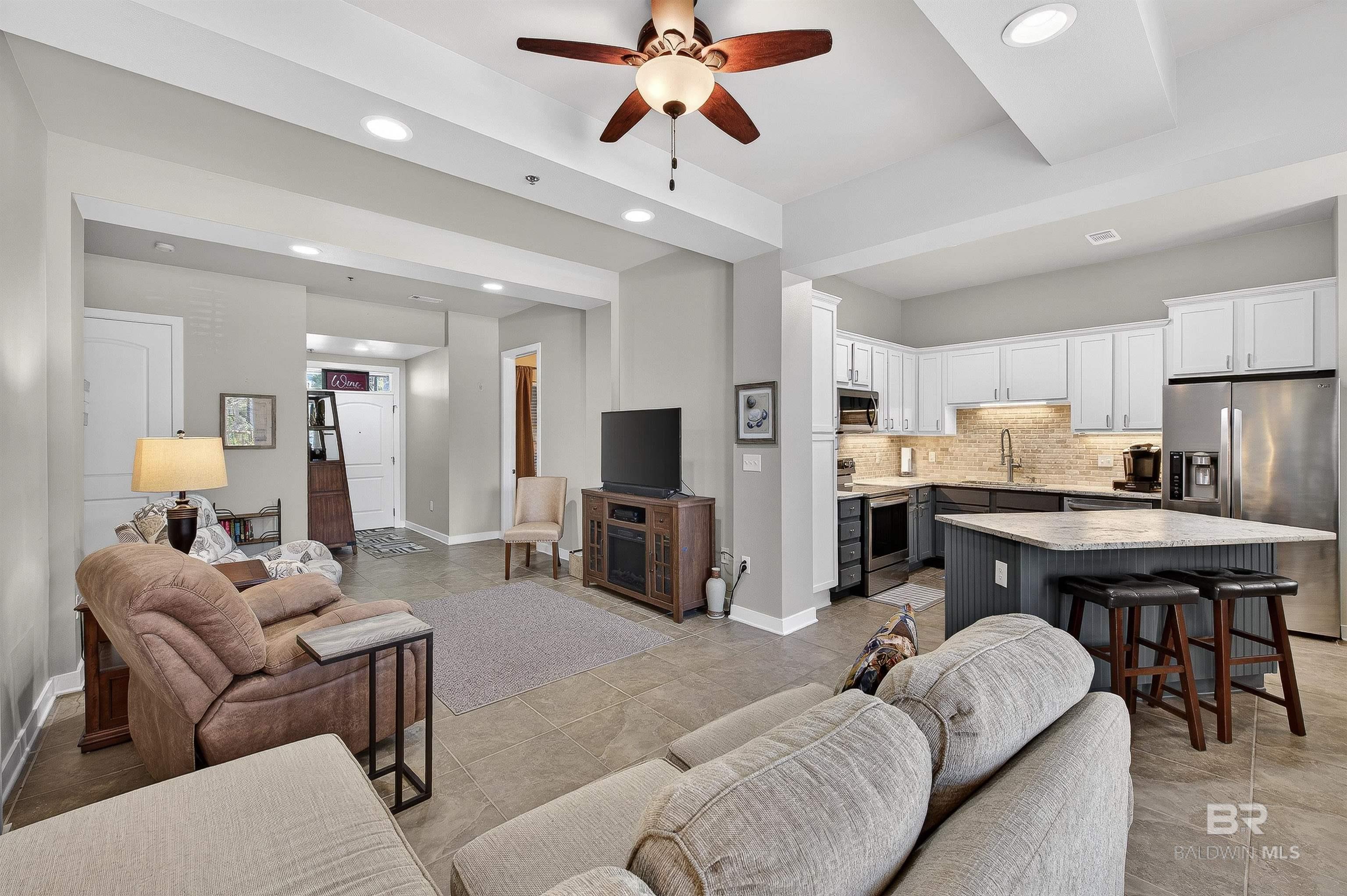 1430 W Regency Road UNIT I-102, Gulf Shores, AL, 36542