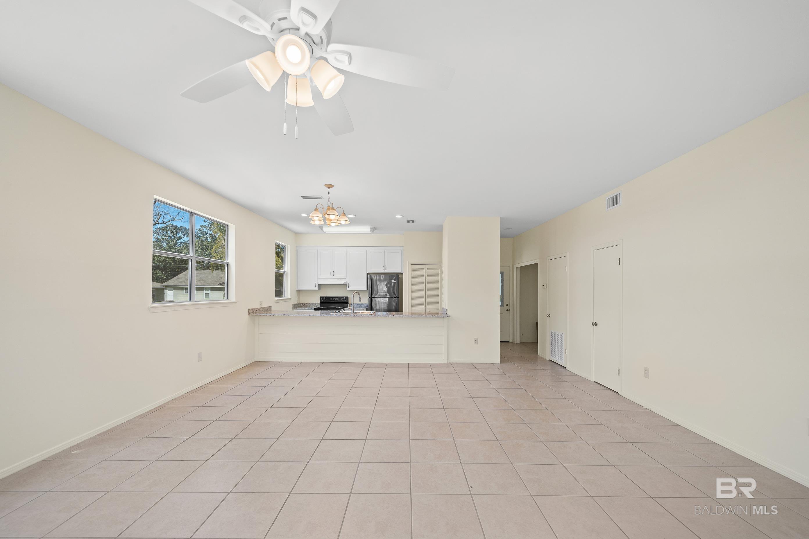 206 W Verbena Avenue, Foley, AL, 36535