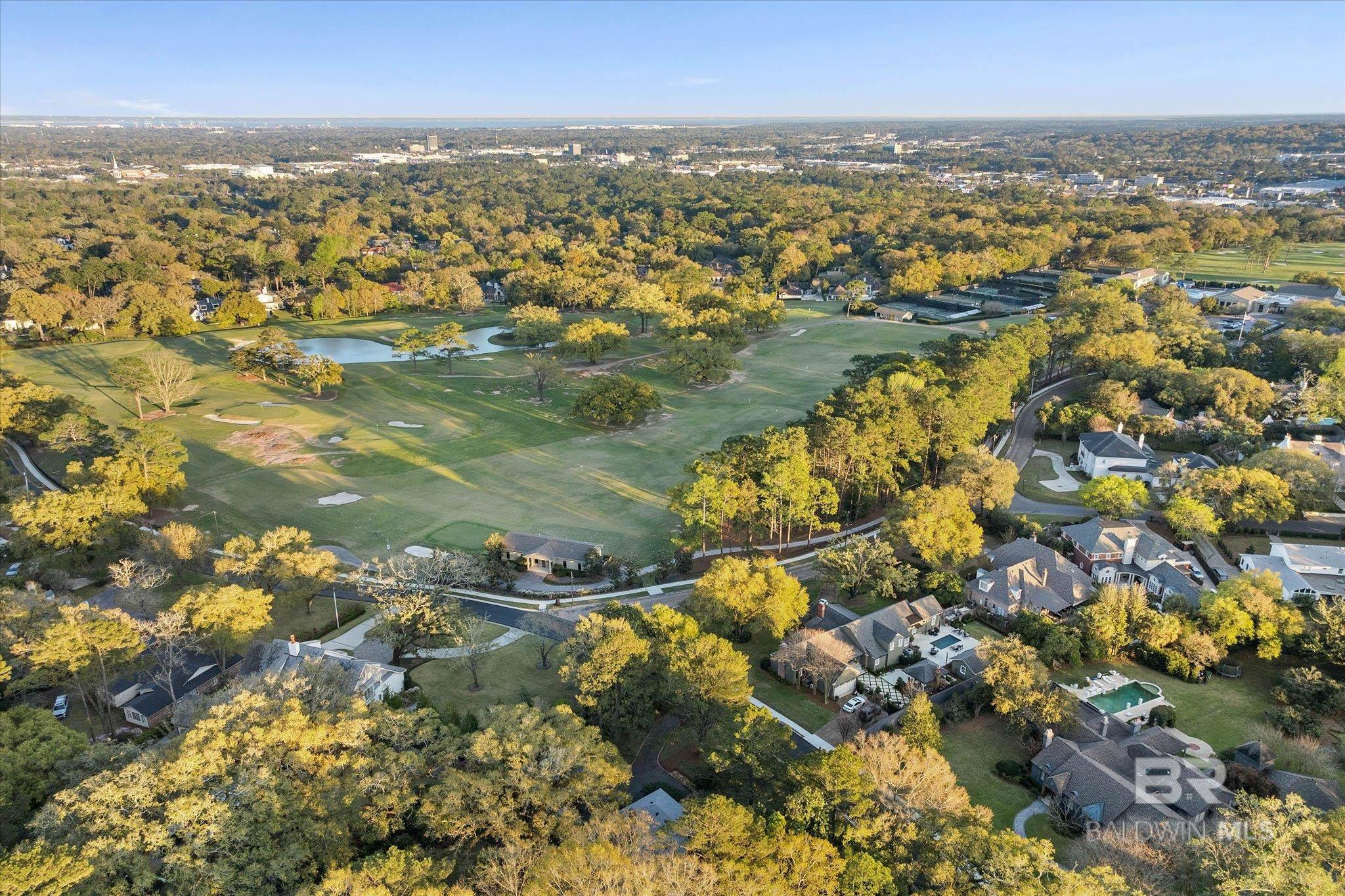 2 Westgate Road, Mobile, AL, 36608