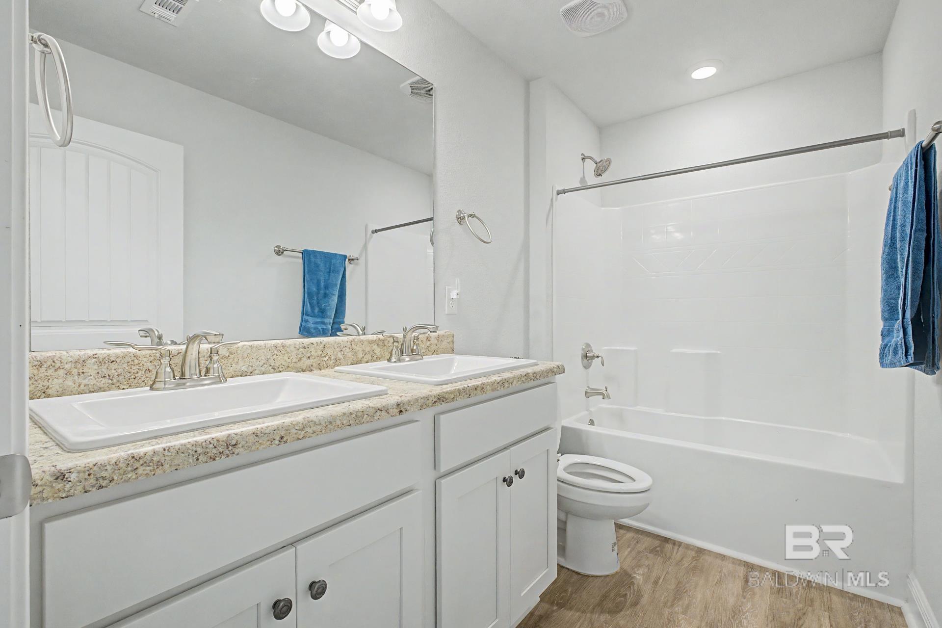 22849 Ridgewood Drive, Robertsdale, AL, 36567