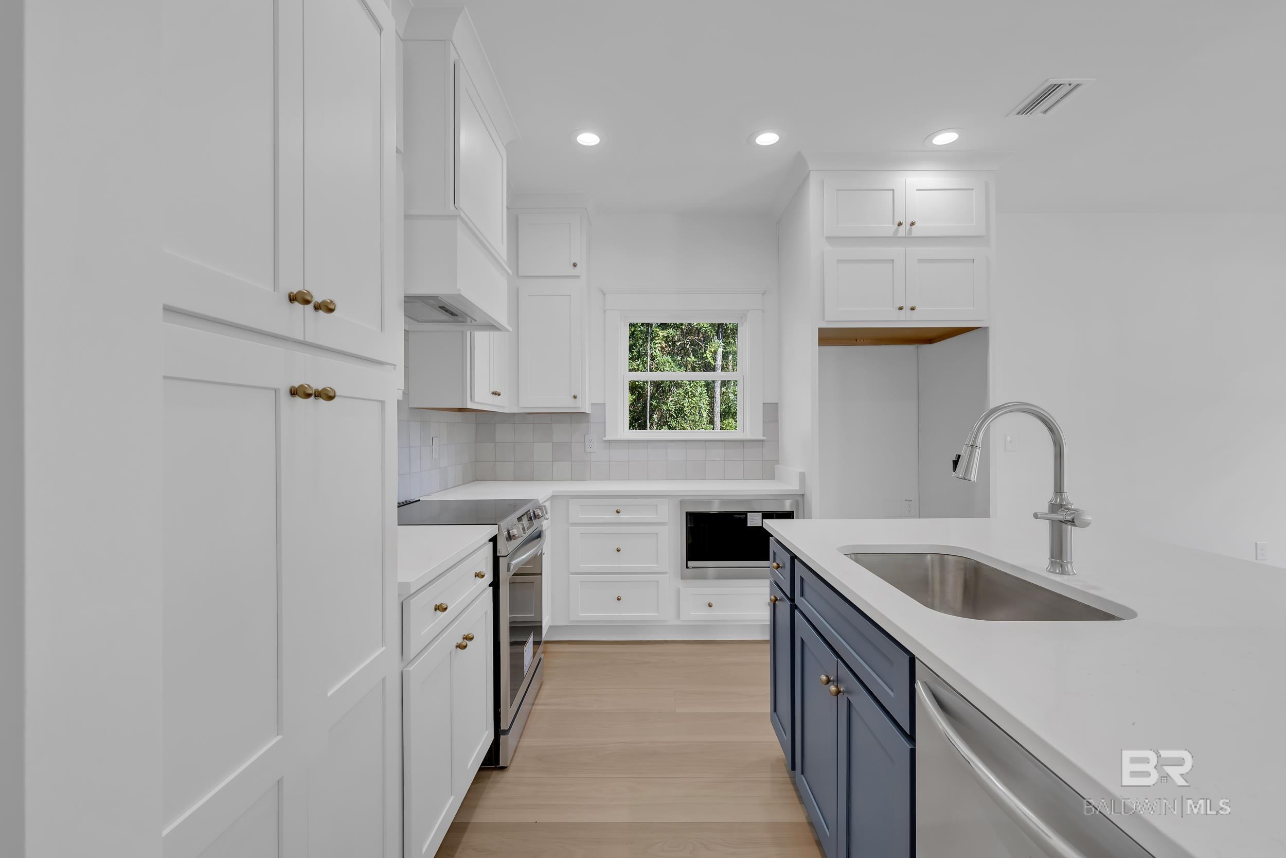 662 Oleander Street, Gulf Shores, AL, 36542