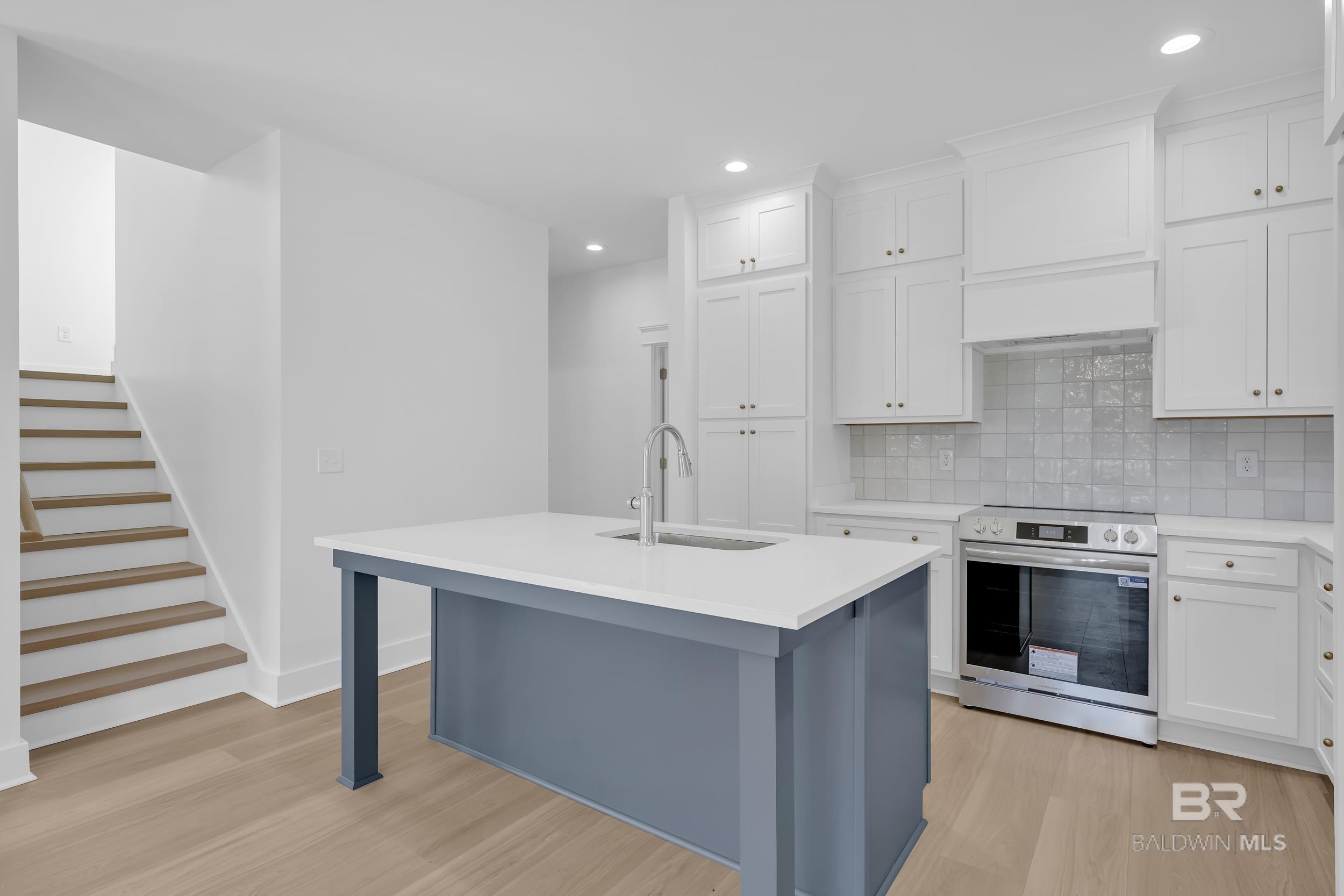 662 Oleander Street, Gulf Shores, AL, 36542