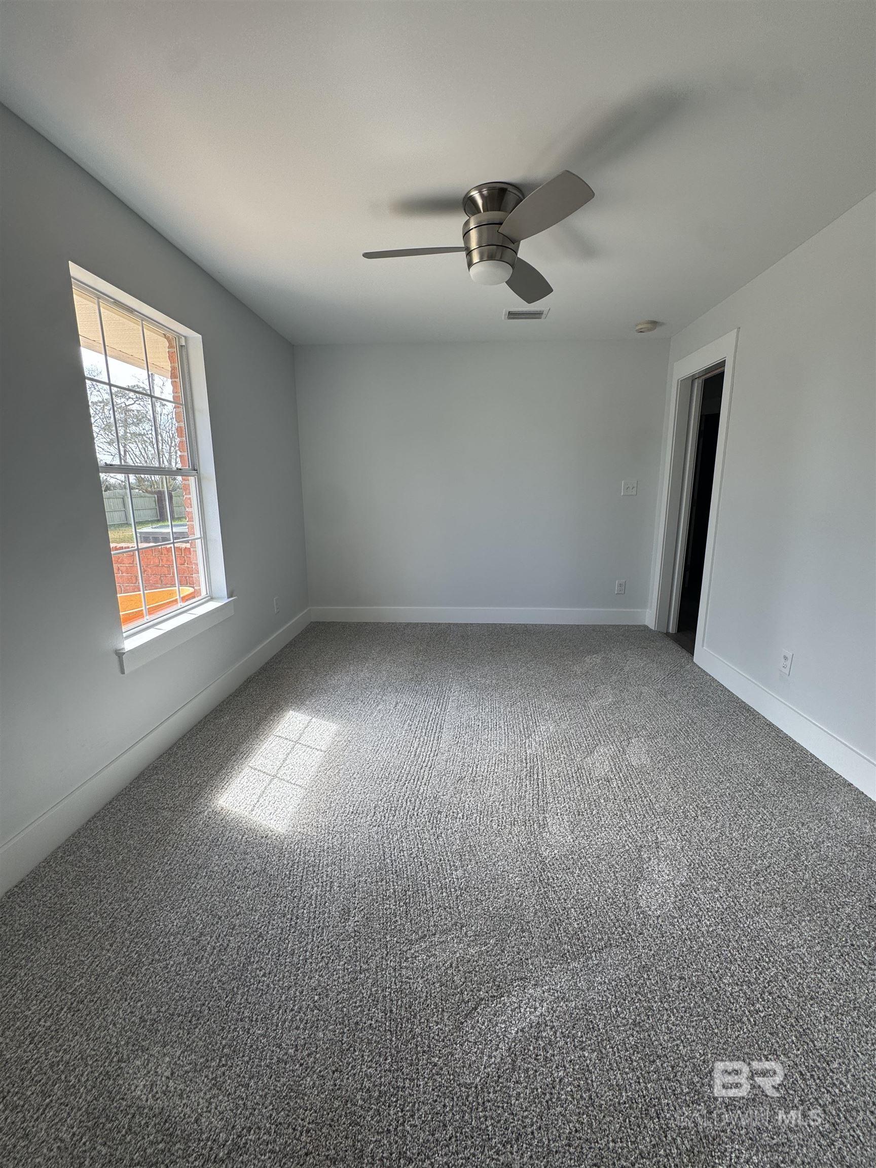 https://zimg.paragon.ice.com/ParagonImages/Property/PG/BCAR/394026/29/0/0/31460d7d54cb209171c1d69df1f0a0cd/7/d37c2ae5af9c4394ee84d2a4eca0e8a6/394026-9f9ab9f4-e2d7-4671-a881-0bd139b08ce5.JPG