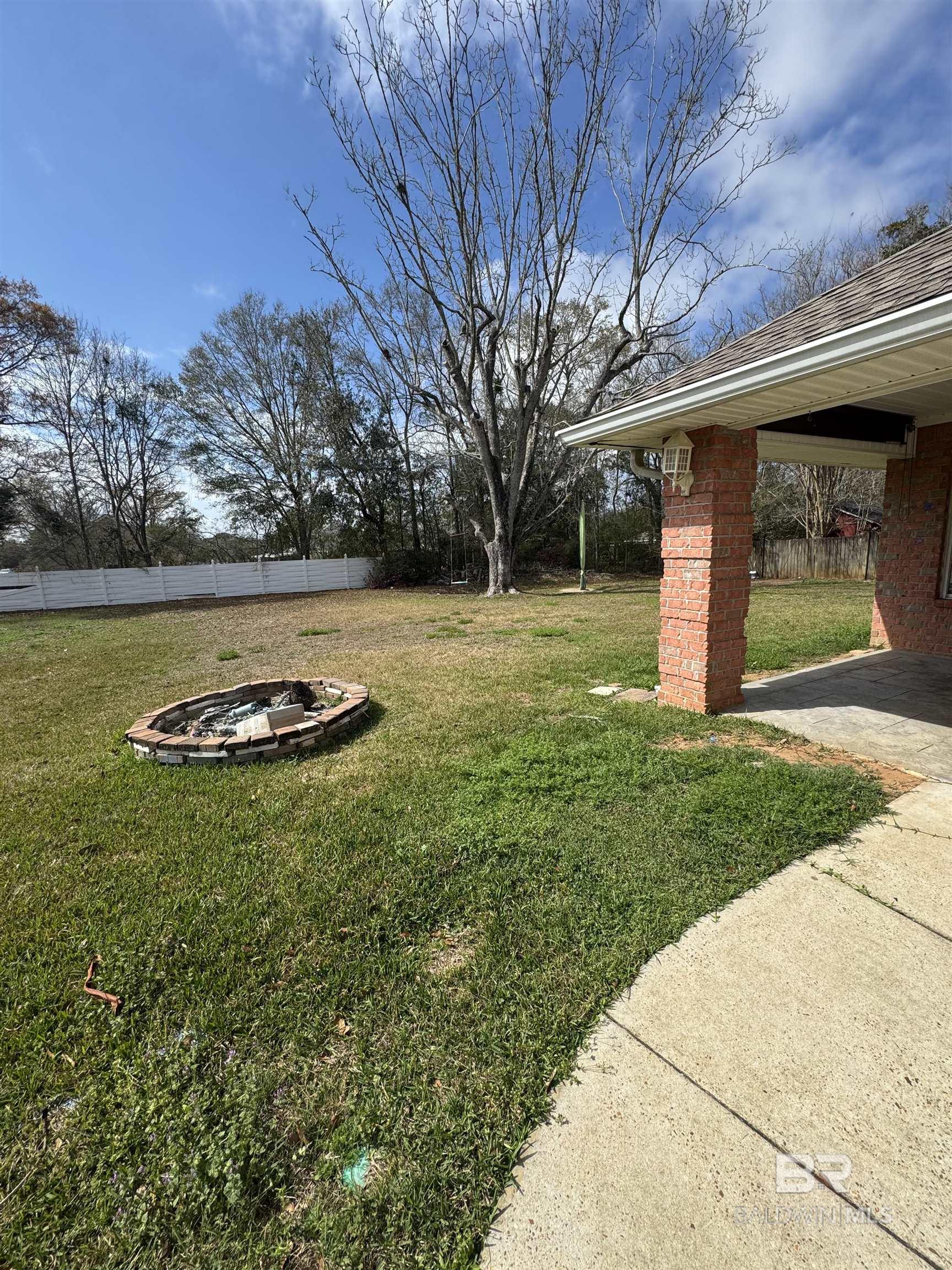 https://zimg.paragon.ice.com/ParagonImages/Property/PG/BCAR/394026/40/0/0/3feff42f09f1f73f19965051f1031c6d/7/d37c2ae5af9c4394ee84d2a4eca0e8a6/394026-1780be84-e884-45e6-bf9f-e8ff90918d44.JPG