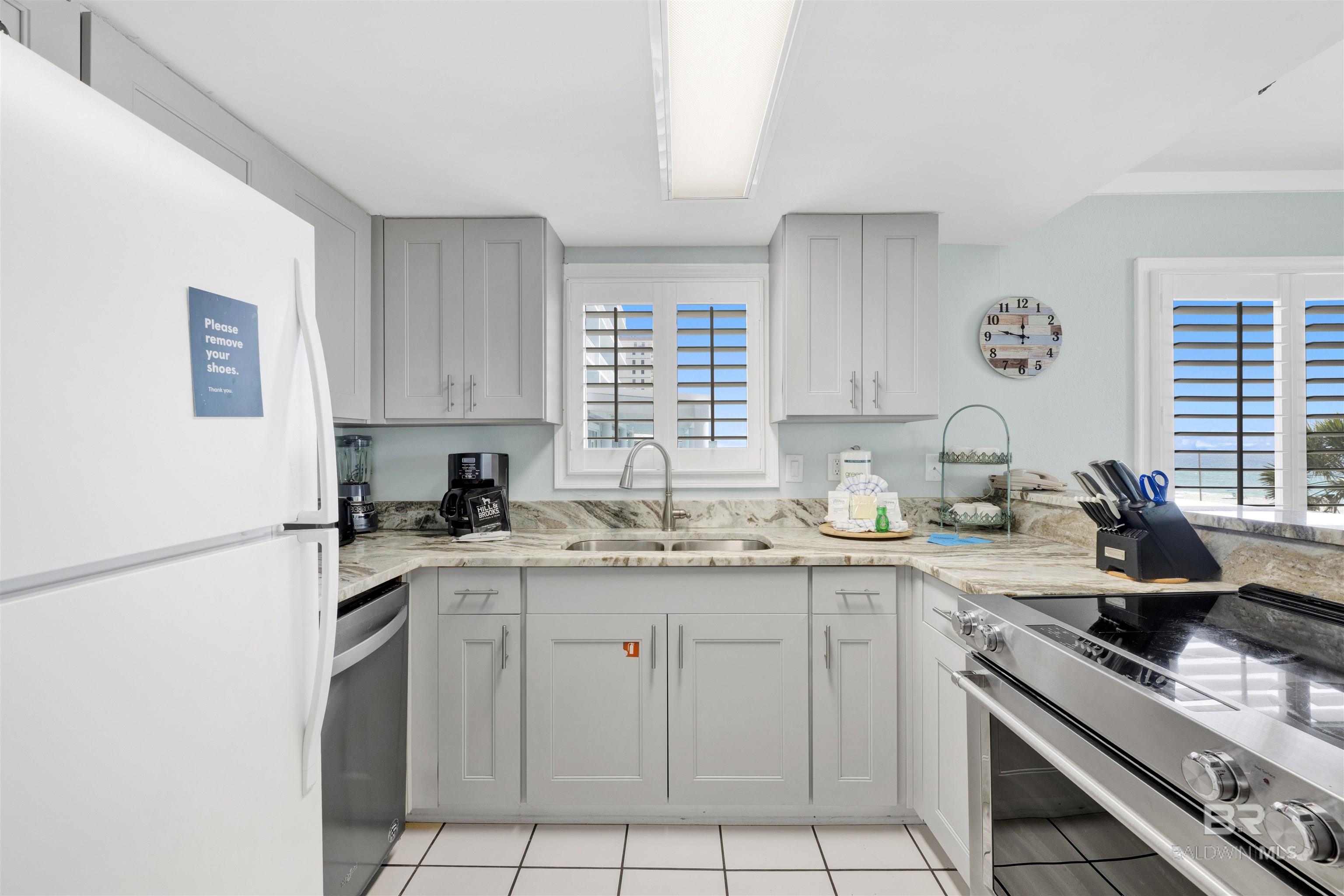 517 E Beach Boulevard UNIT 2A, Gulf Shores, AL, 36542