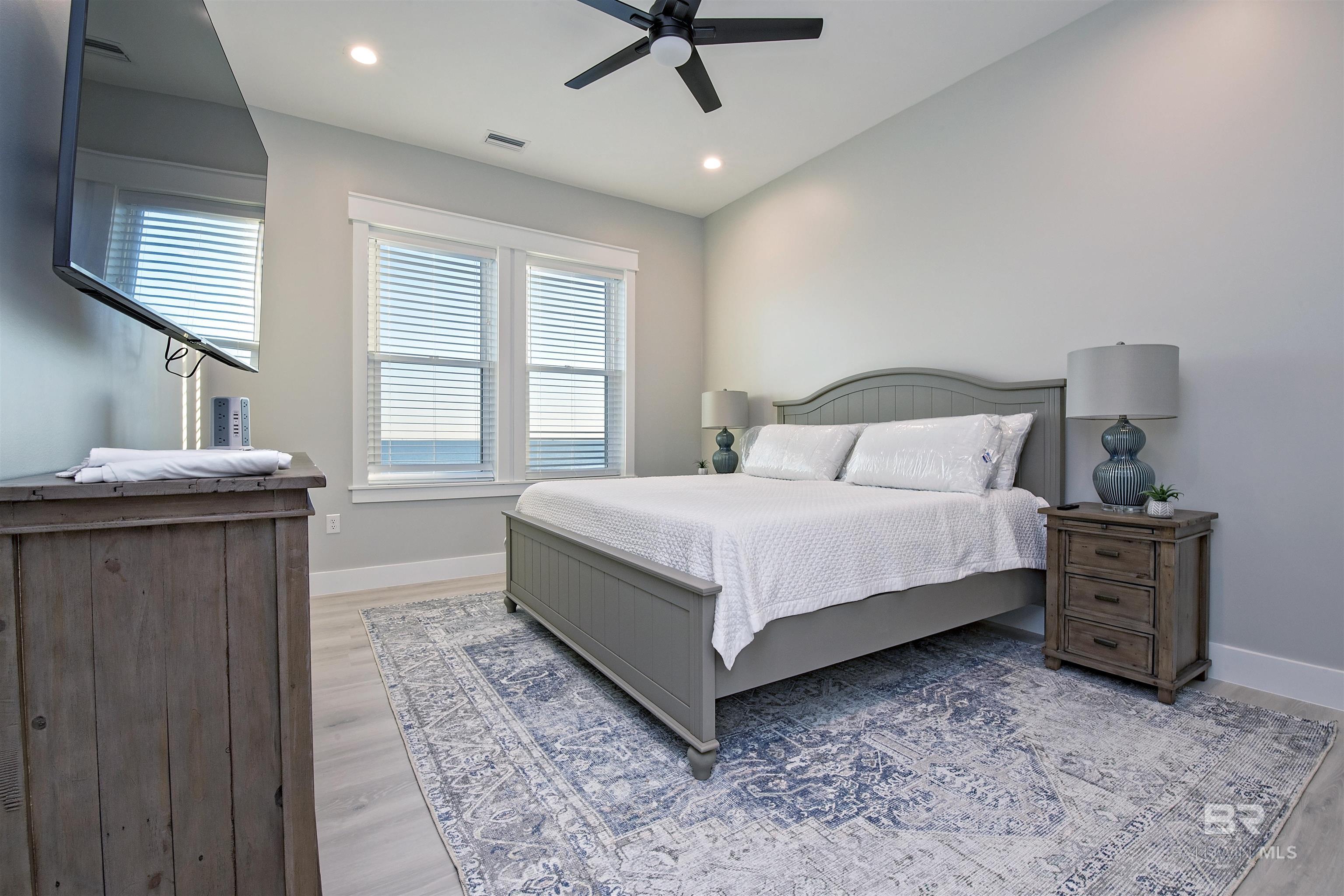 11102 Mobile Street, Gulf Shores, AL, 36542