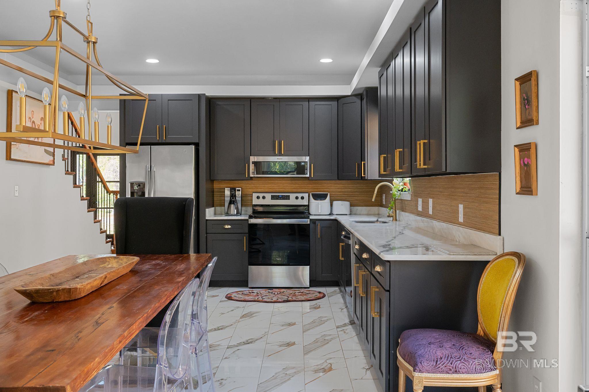 300 Volanta Avenue, Fairhope, AL, 36532