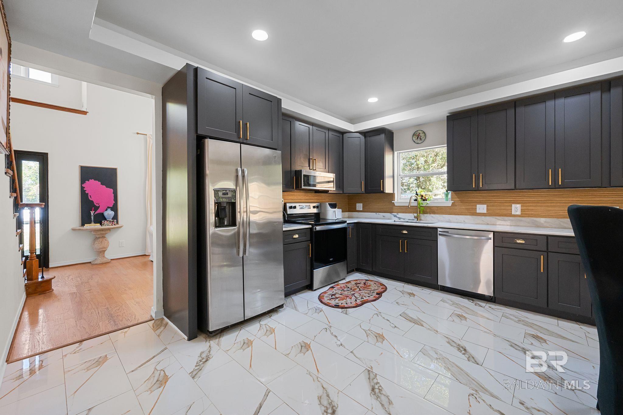 300 Volanta Avenue, Fairhope, AL, 36532