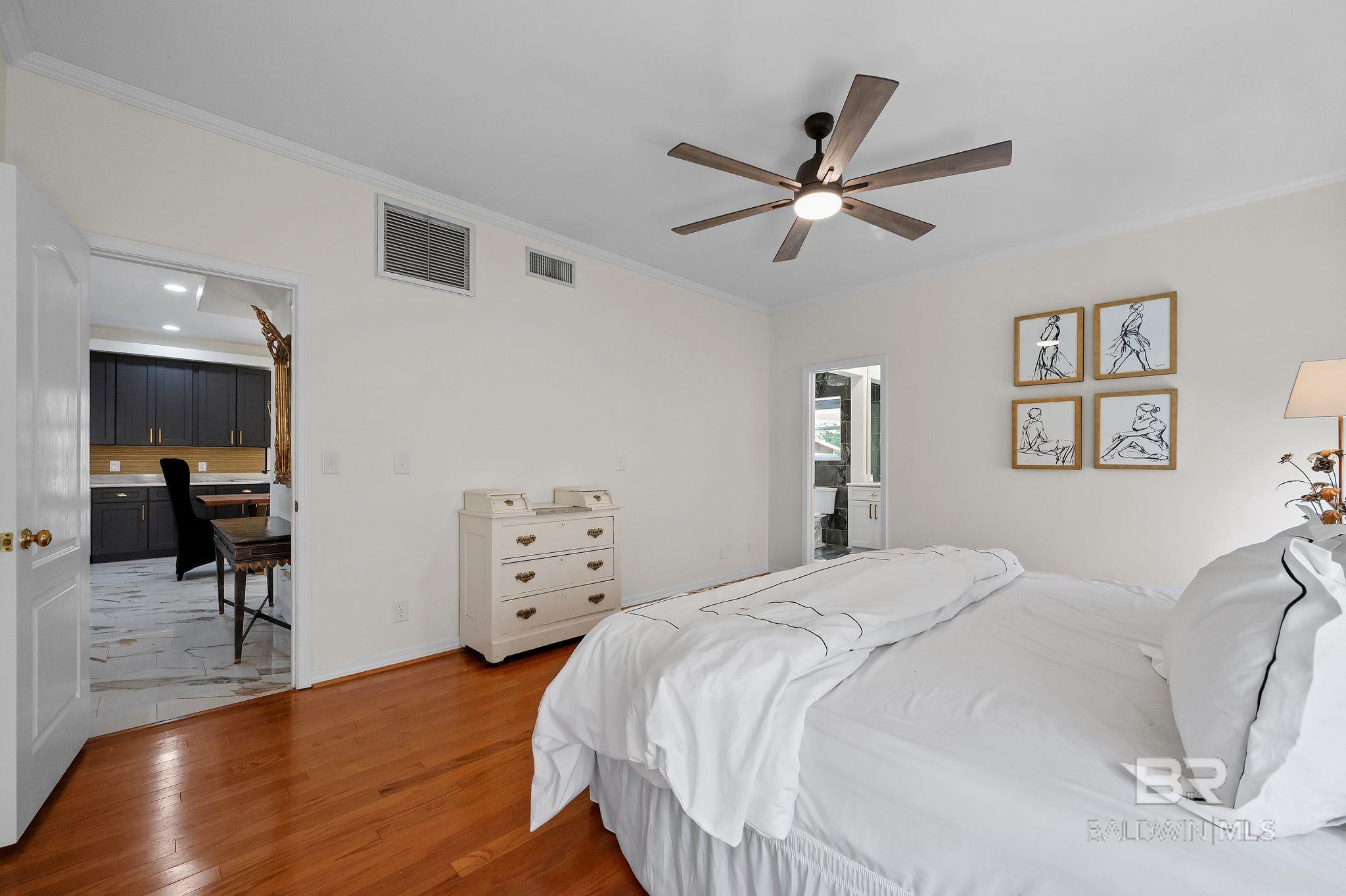 300 Volanta Avenue, Fairhope, AL, 36532