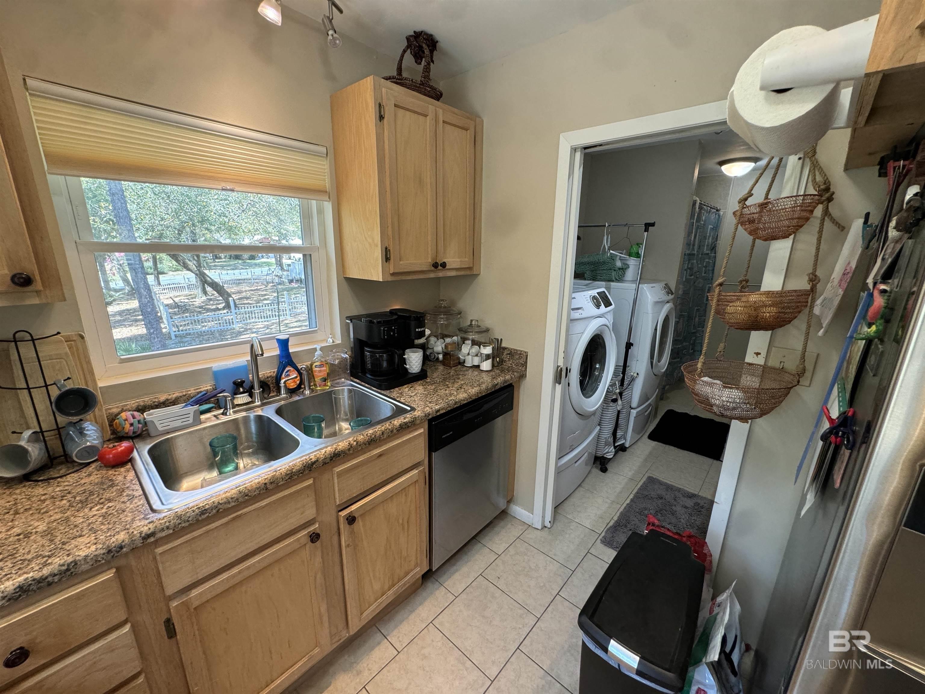 2581 Spanish Cove Drive, Lillian, AL, 36549