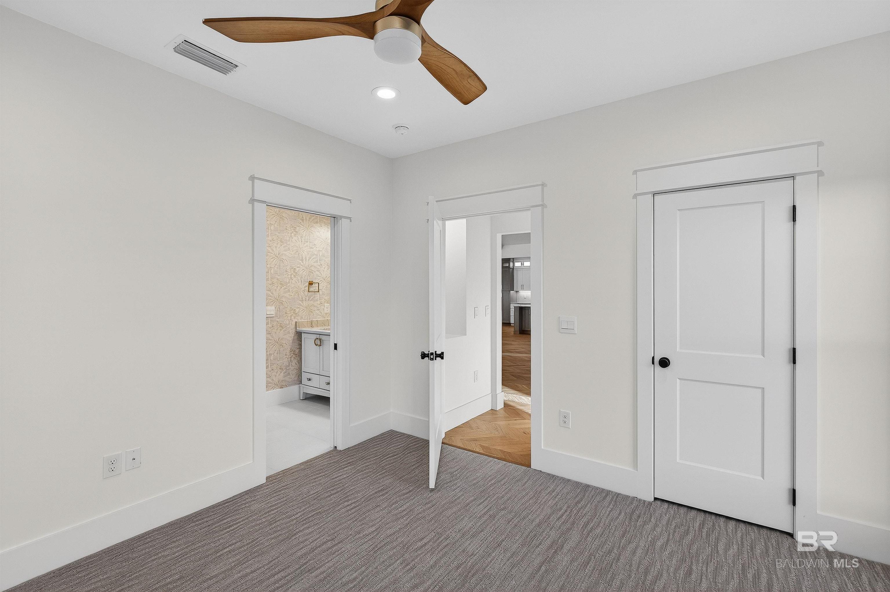 9720 Paddock Trace Drive, Foley, AL, 36535-5743