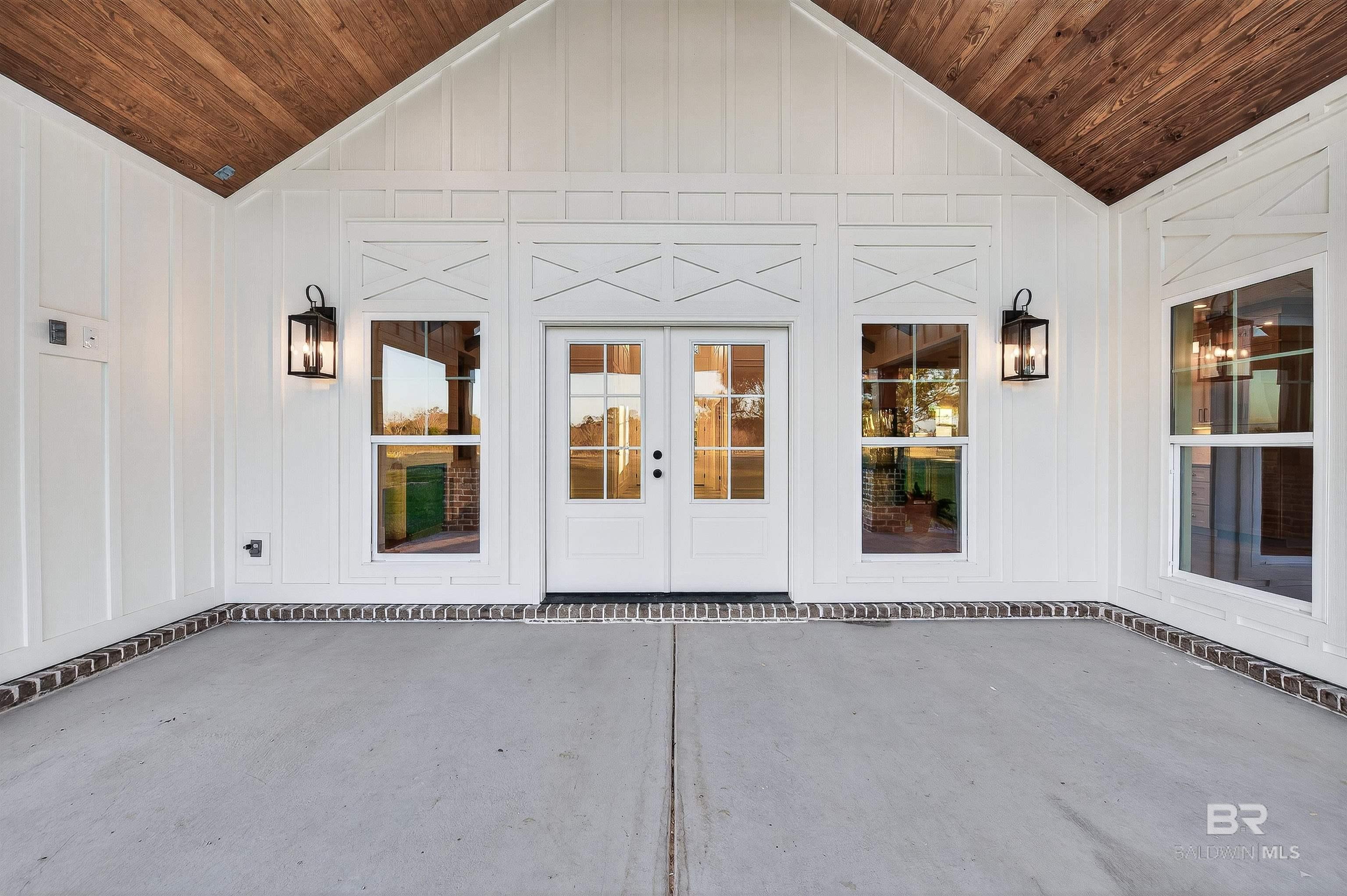 9720 Paddock Trace Drive, Foley, AL, 36535-5743