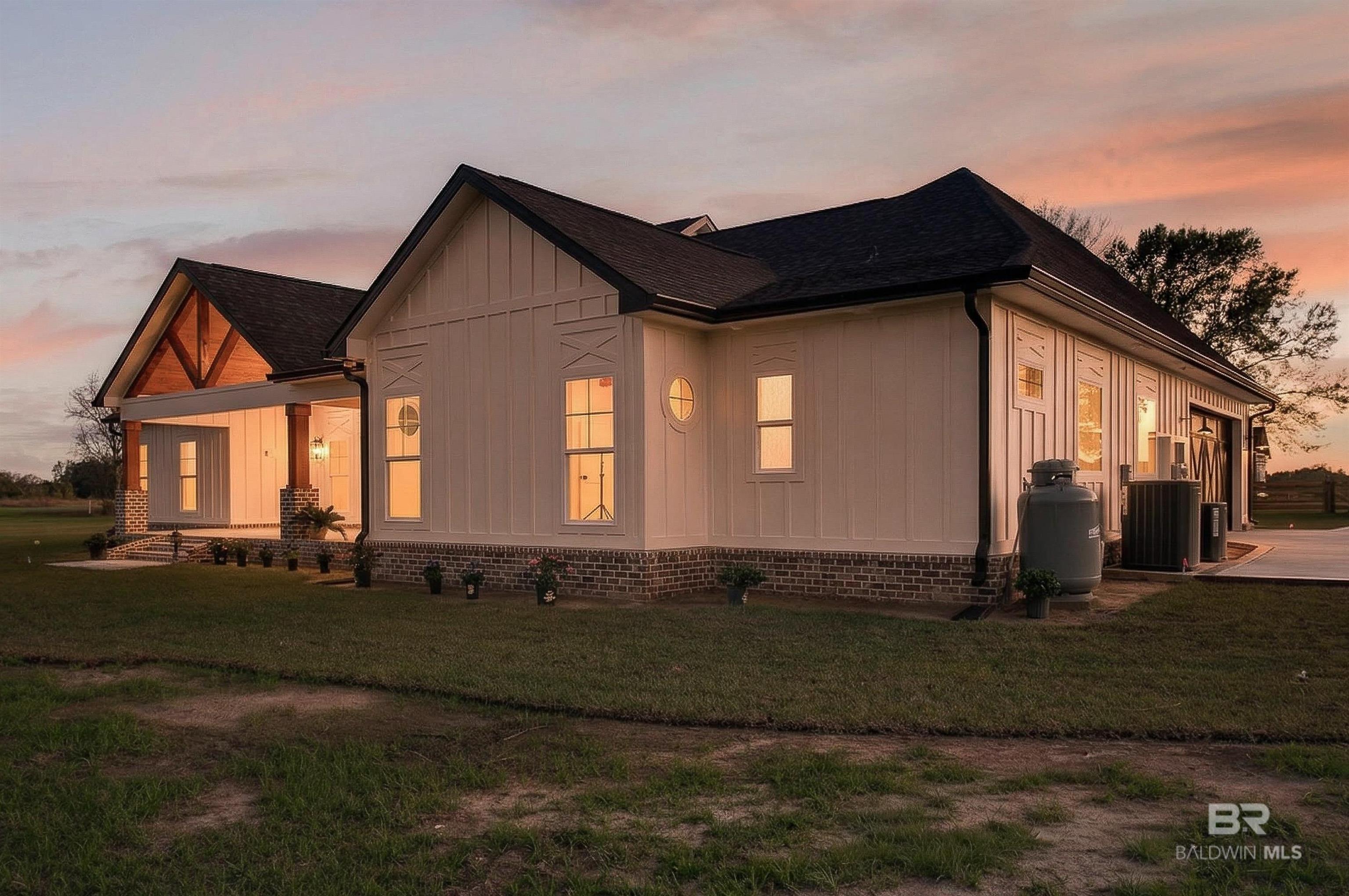 9720 Paddock Trace Drive, Foley, AL, 36535-5743