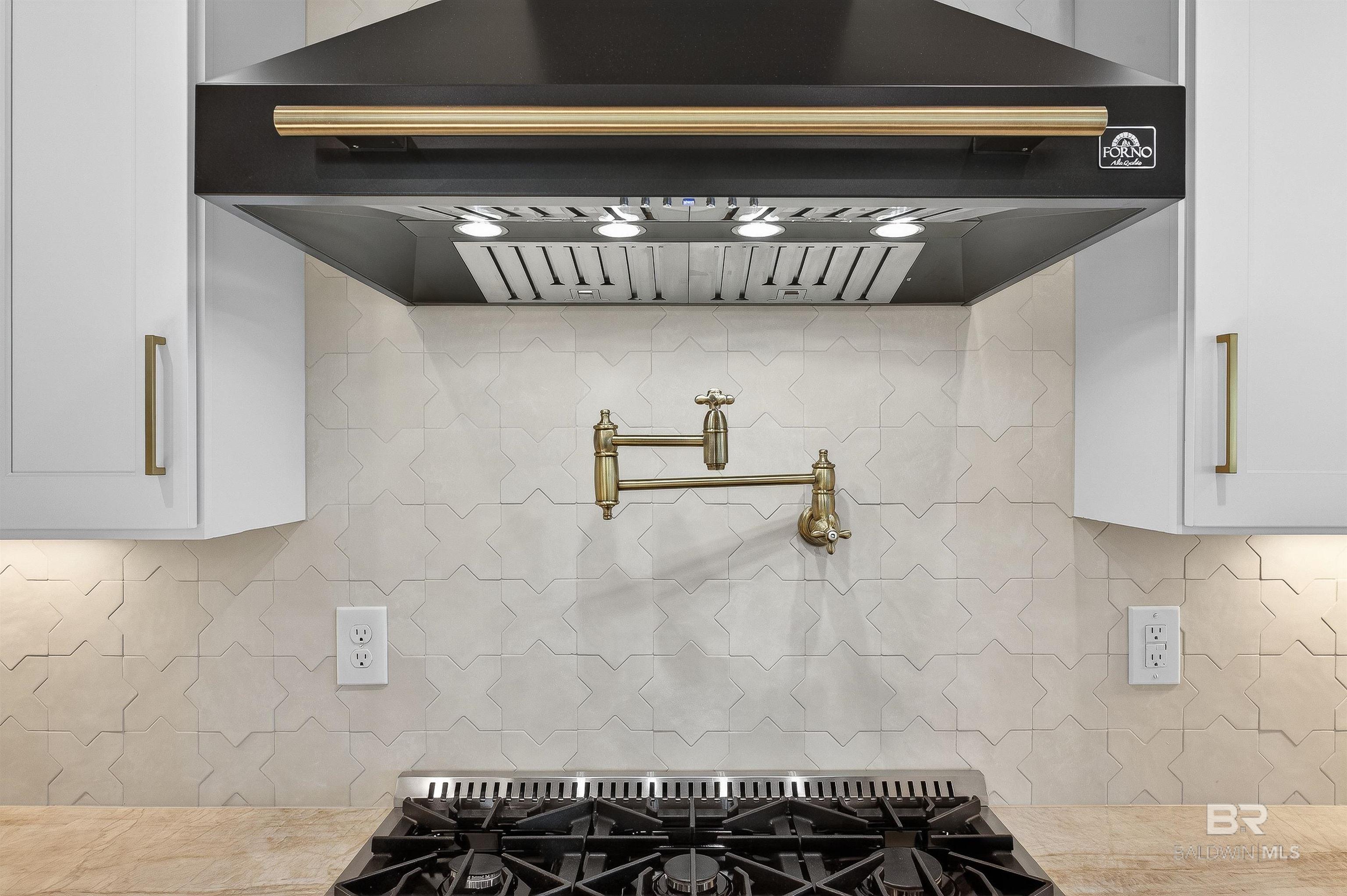 9720 Paddock Trace Drive, Foley, AL, 36535-5743