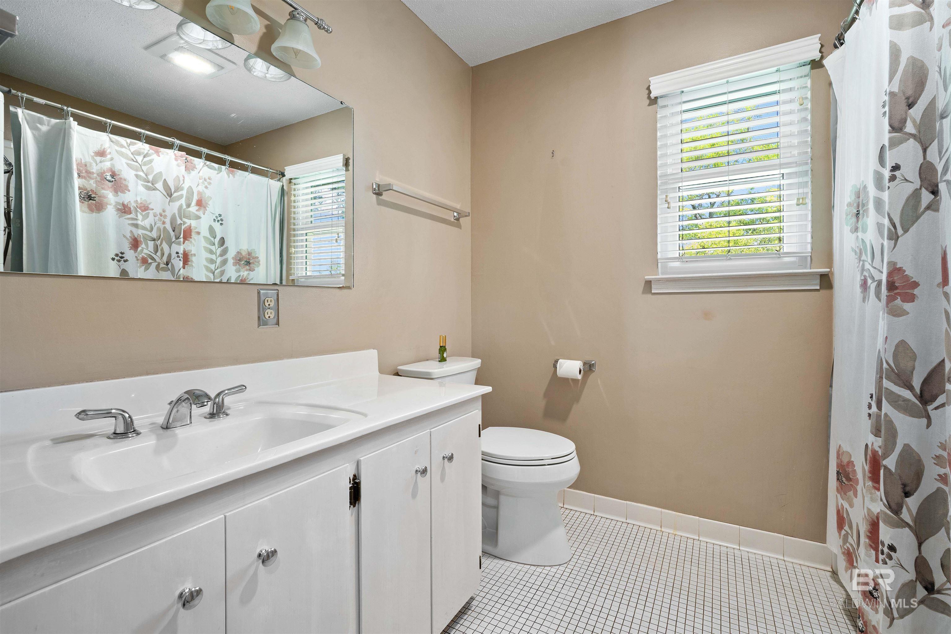 5716 Fairwood Drive, Mobile, AL, 36609