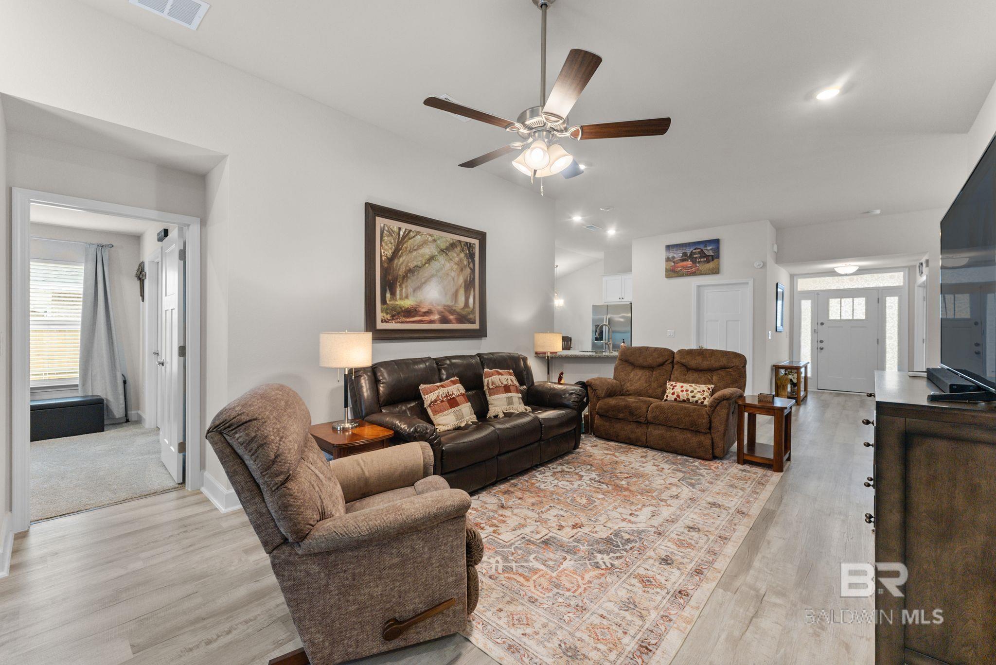 692 Mayflower Drive, Foley, AL, 36535