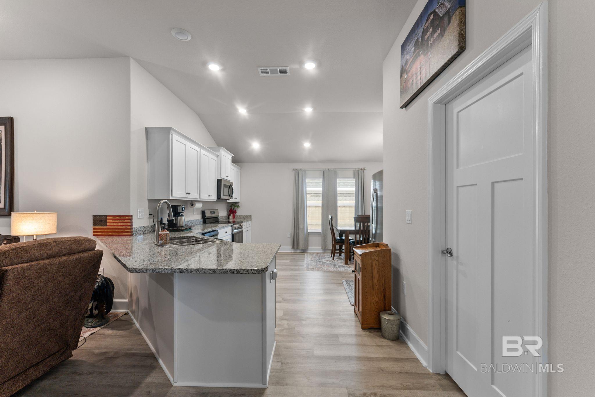 692 Mayflower Drive, Foley, AL, 36535