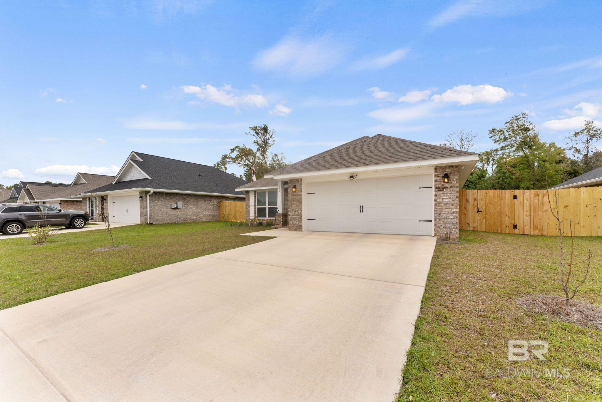 692 Mayflower Drive, Foley, AL, 36535